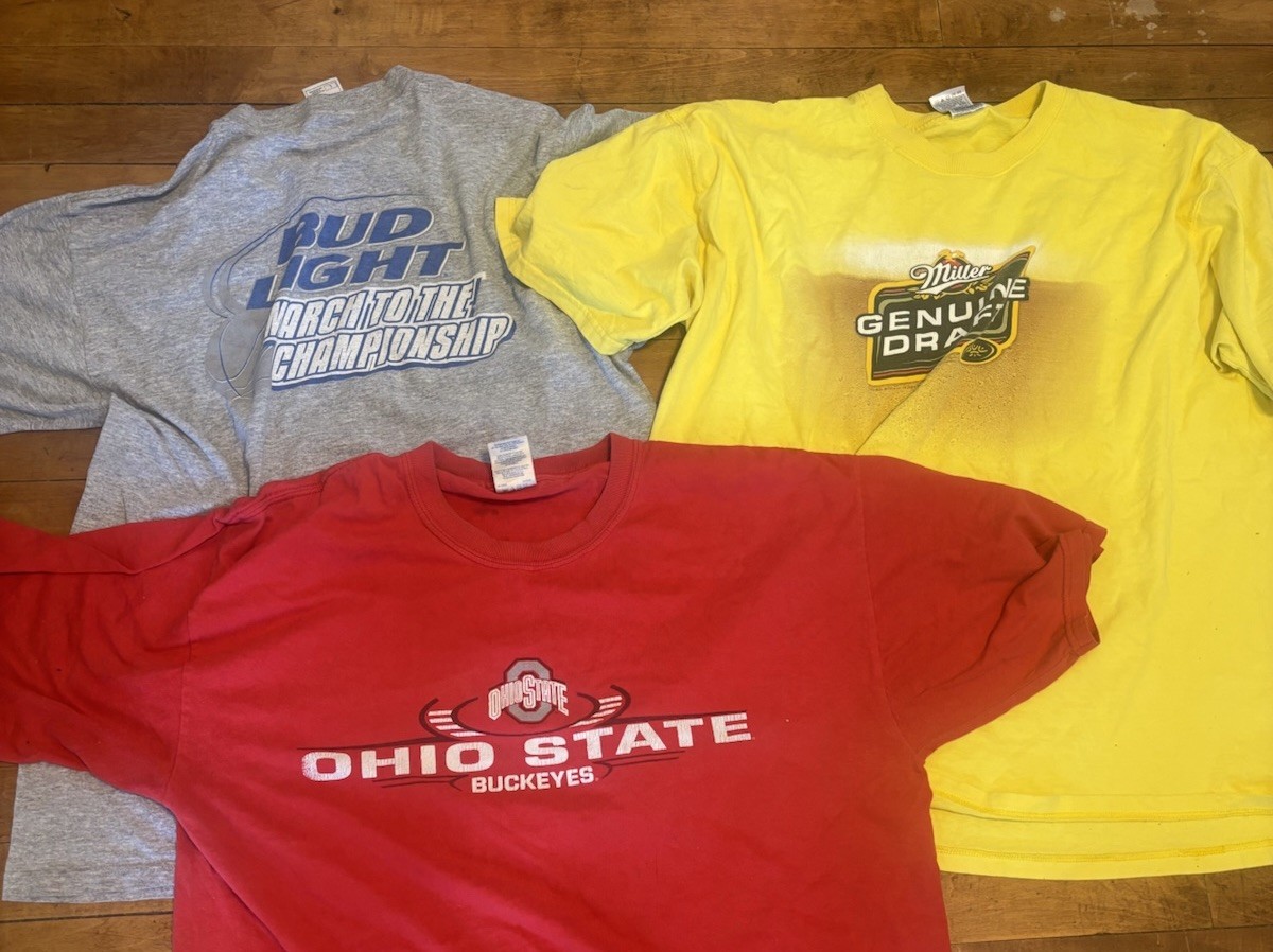 Lot Of 8 Vintage 90s 00s Mens T Shirt Bundle Wholesale Resell mixed T-shirts gallery