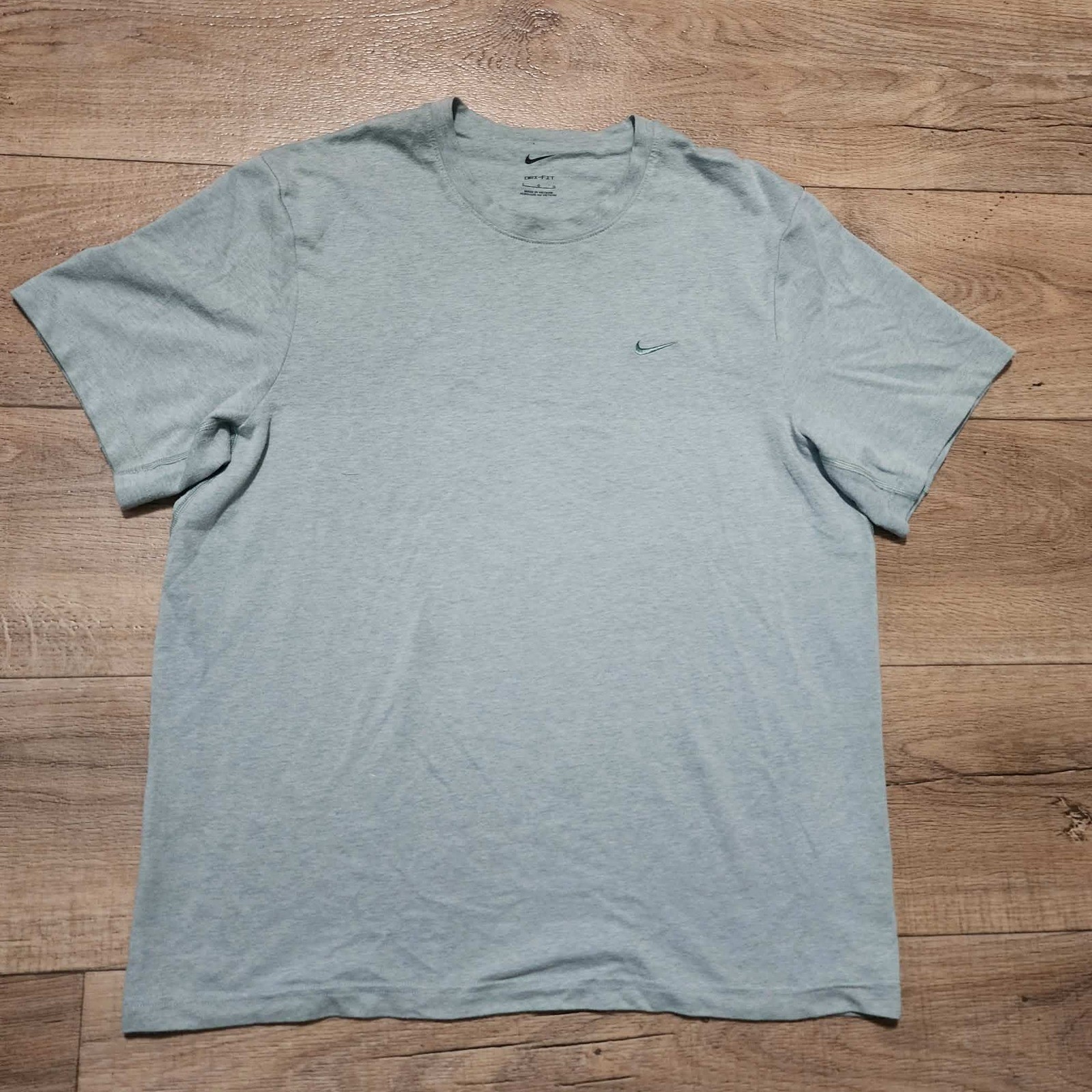 Nike Dri Fit Mens Large Light Green Heathered Training T-Shirt Vent Holes gallery