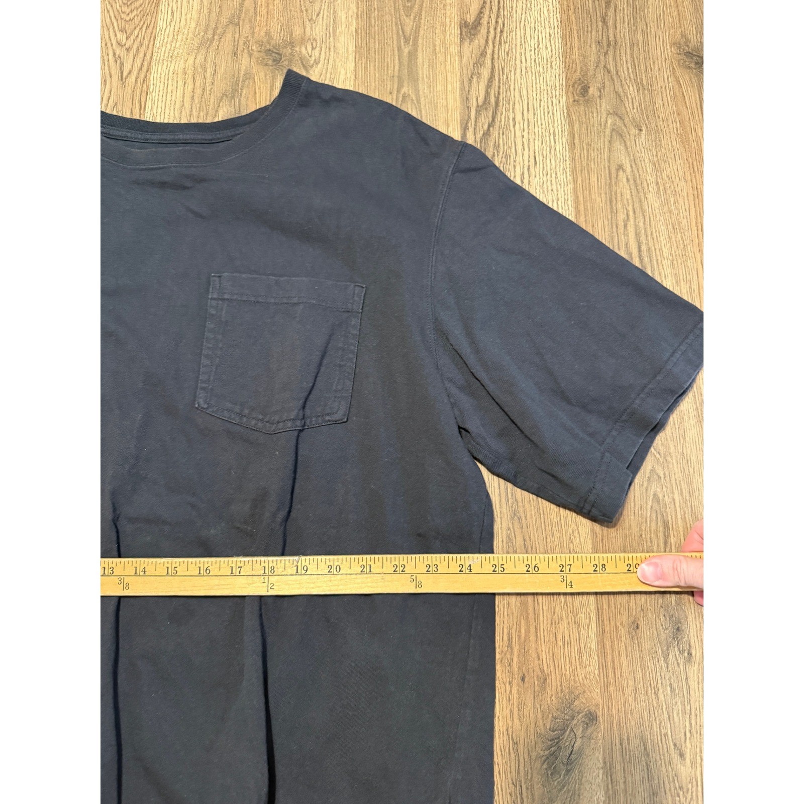 Duluth Trading Co Pocket T-Shirt Mens XL Black Adult Longtail Relaxed Fit gallery
