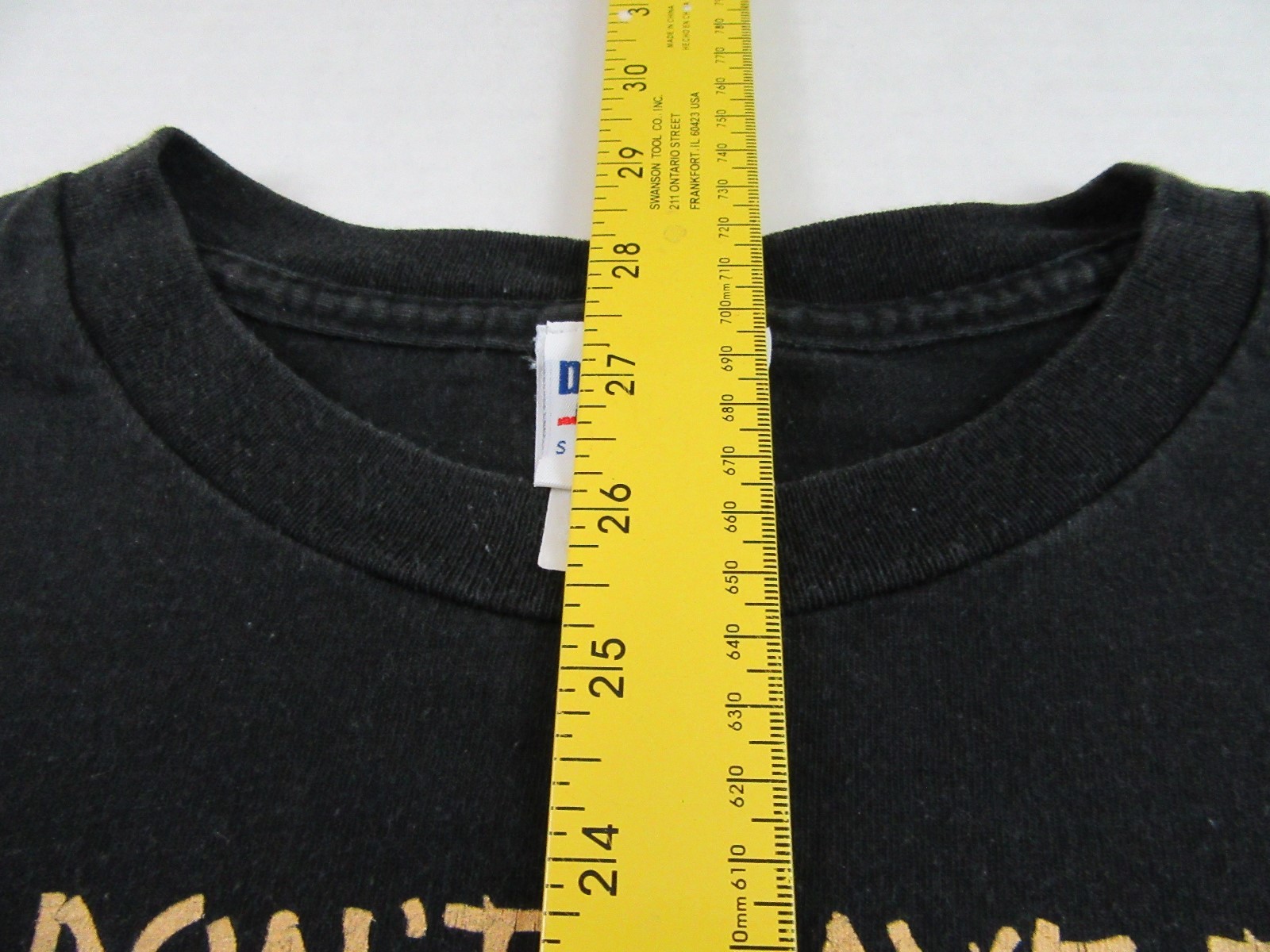 Vintage Discovery Channel Angry Grizzly Bear Souvenir SS Black T Shirt Size L gallery