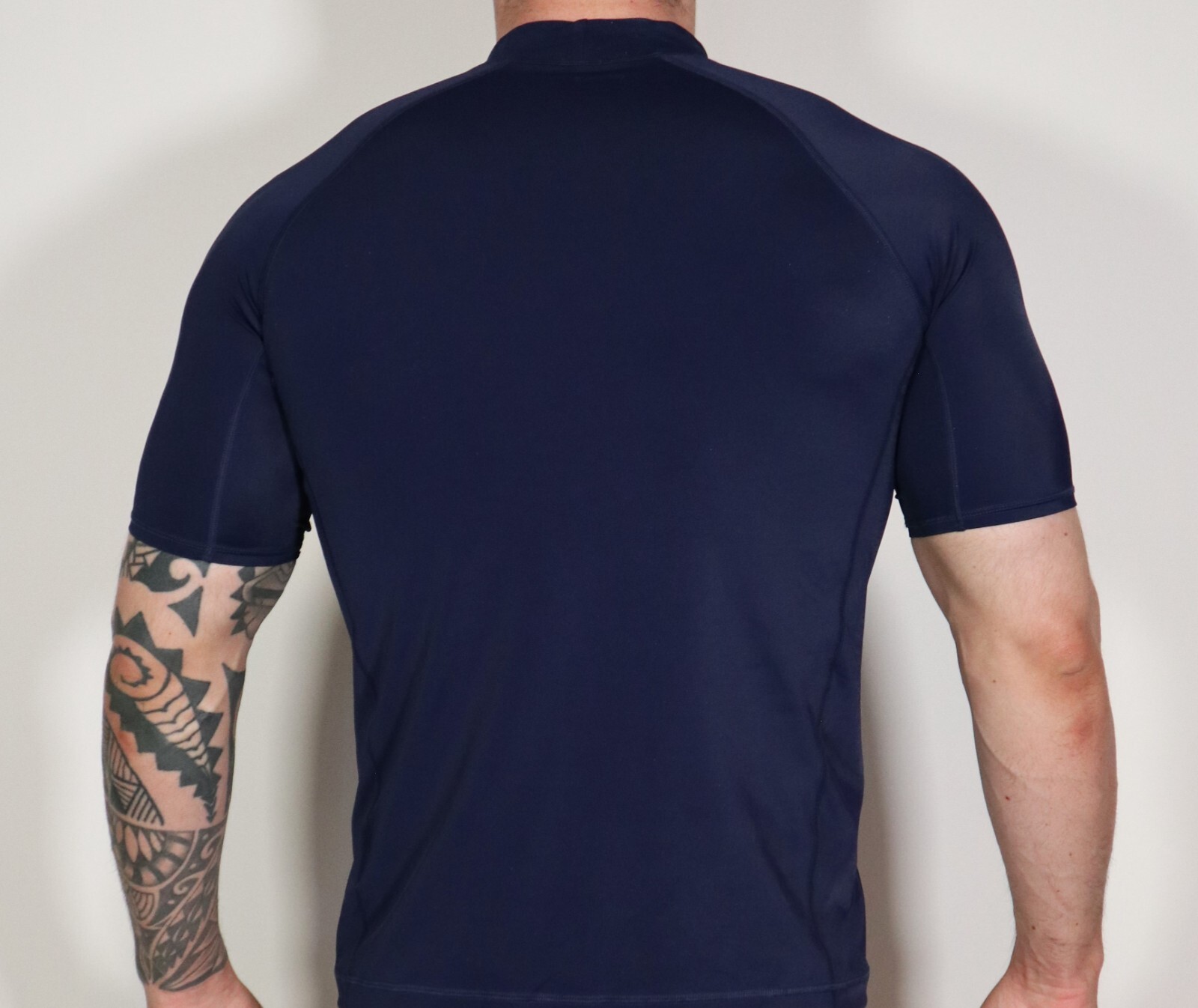 MEN'S DARK BLUE NYLON SHIRT SIZE LARGE gallery