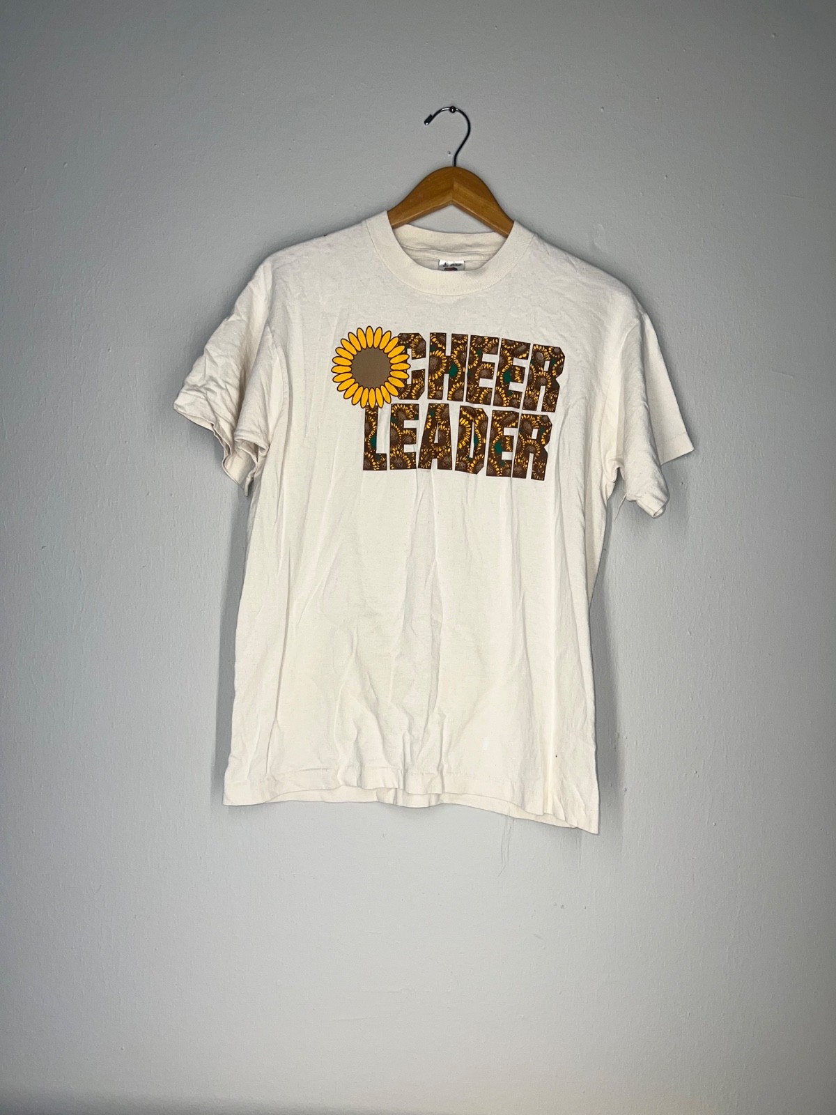 Vintage 90s Single Stitch Cheer Leader Sunflower Graphic Tee Large USA Made gallery