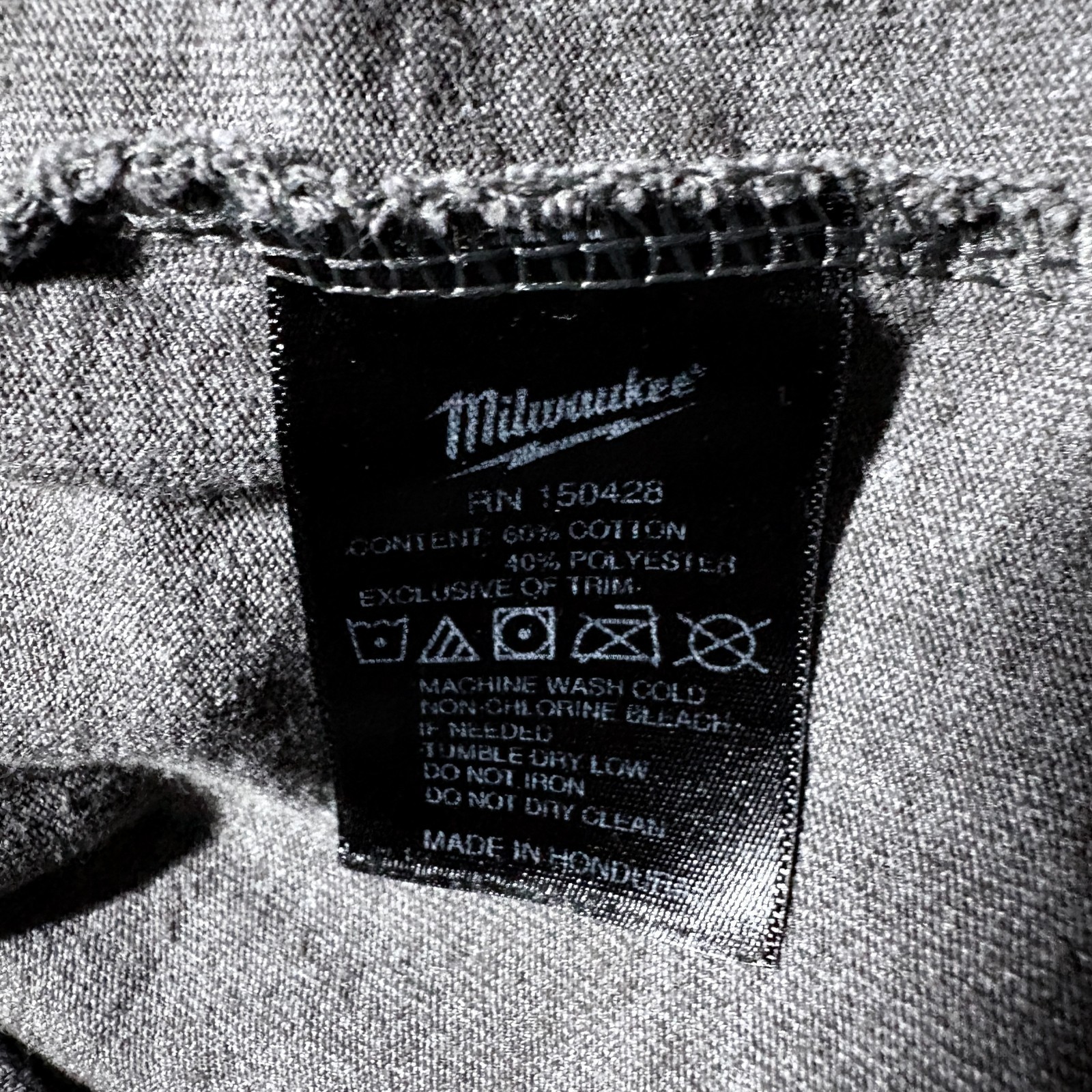 Milwaukee Long Sleeve Pocket T-shirt Mens Medium Charcoal Gray Heavy Duty Work gallery
