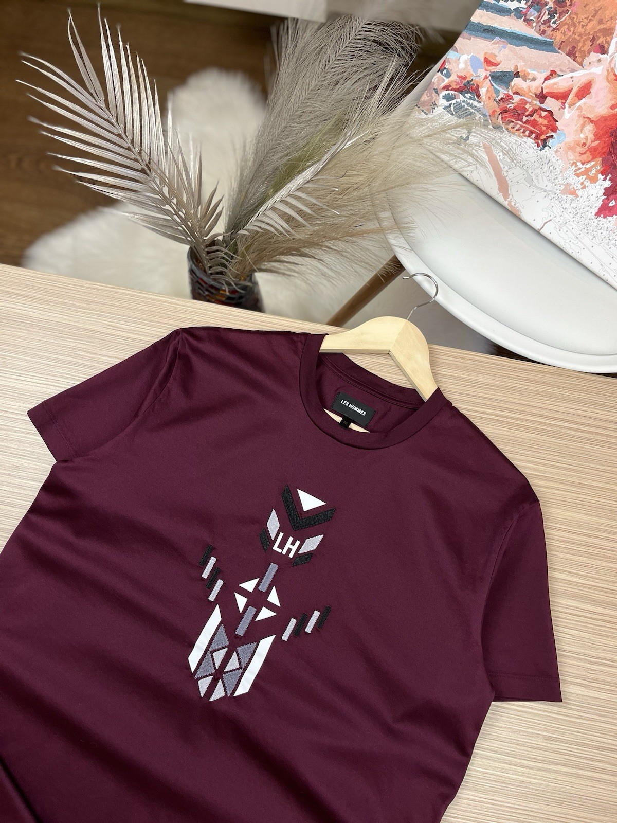 Les Hommes Notte Vandebosch Maroon T Shirt M Short Sleeve LH Geometric Tee gallery