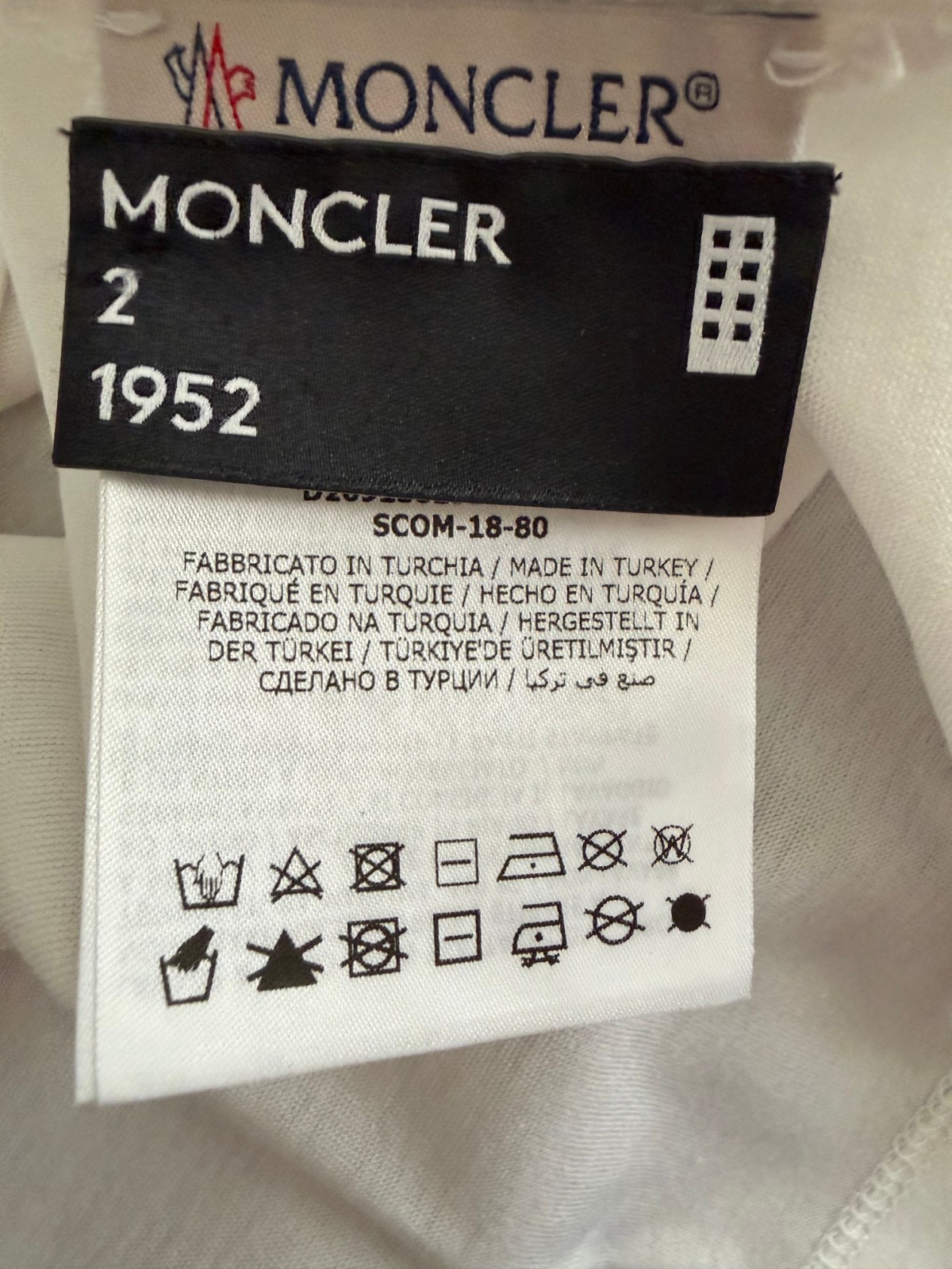 Moncler Logo T-shirt in size 2/Medium; Men's, excellent condition gallery