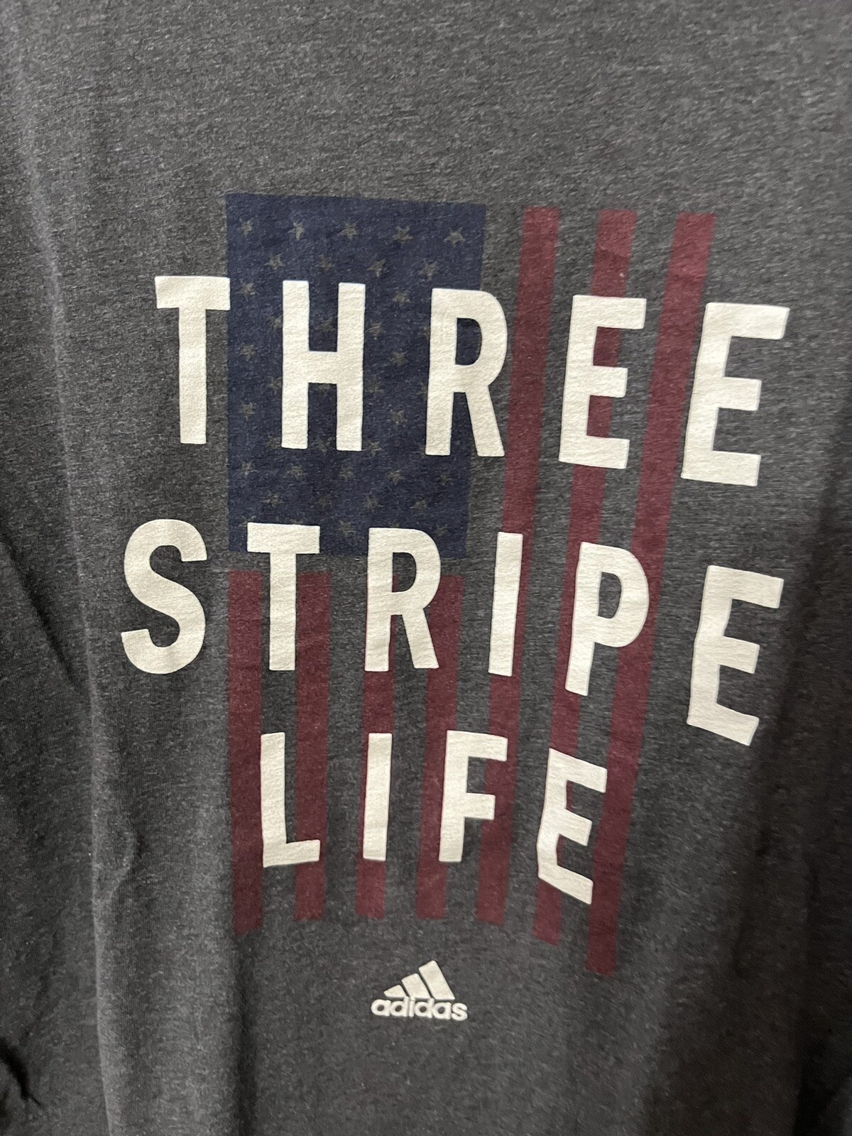 Mens Adidas "The Go-To Tee" Gray Logo Short Sleeve Shirt Medium USA Flag gallery