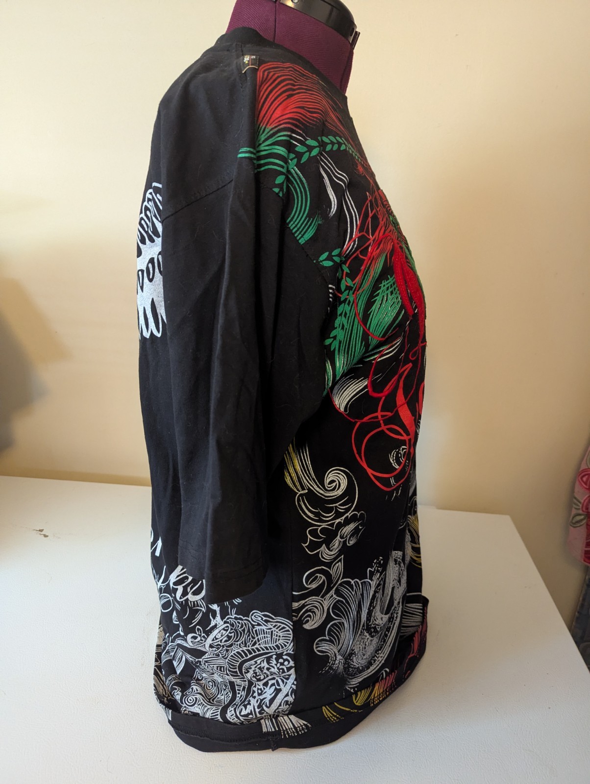Rare Akademiks Classic Embroidered& Felted Graphic T Shirt 100% Cotton XXL NWOT gallery