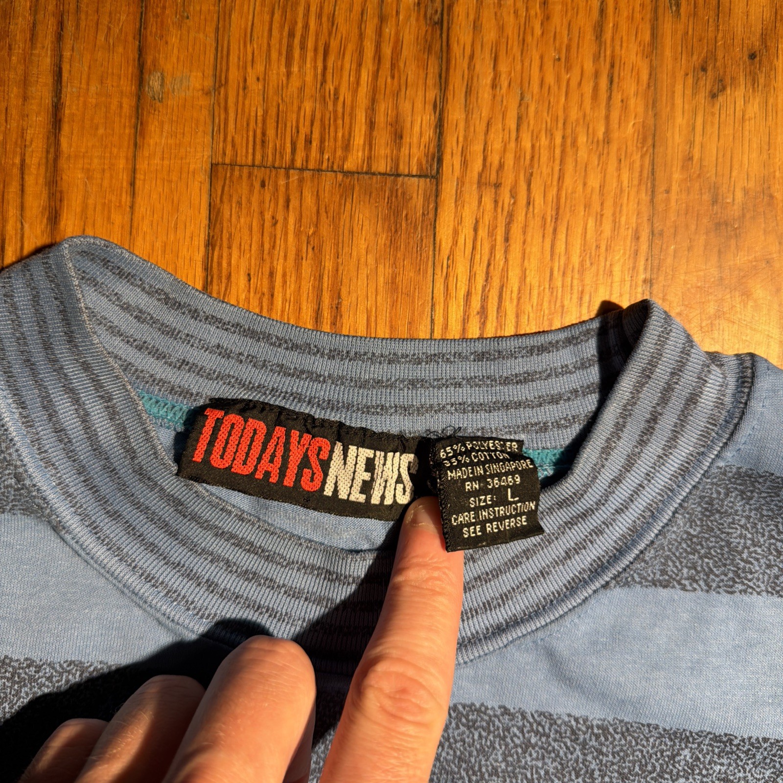 Vintage 90s Todays News T-Shirt Mens Large Striped Ocean Cargo International gallery