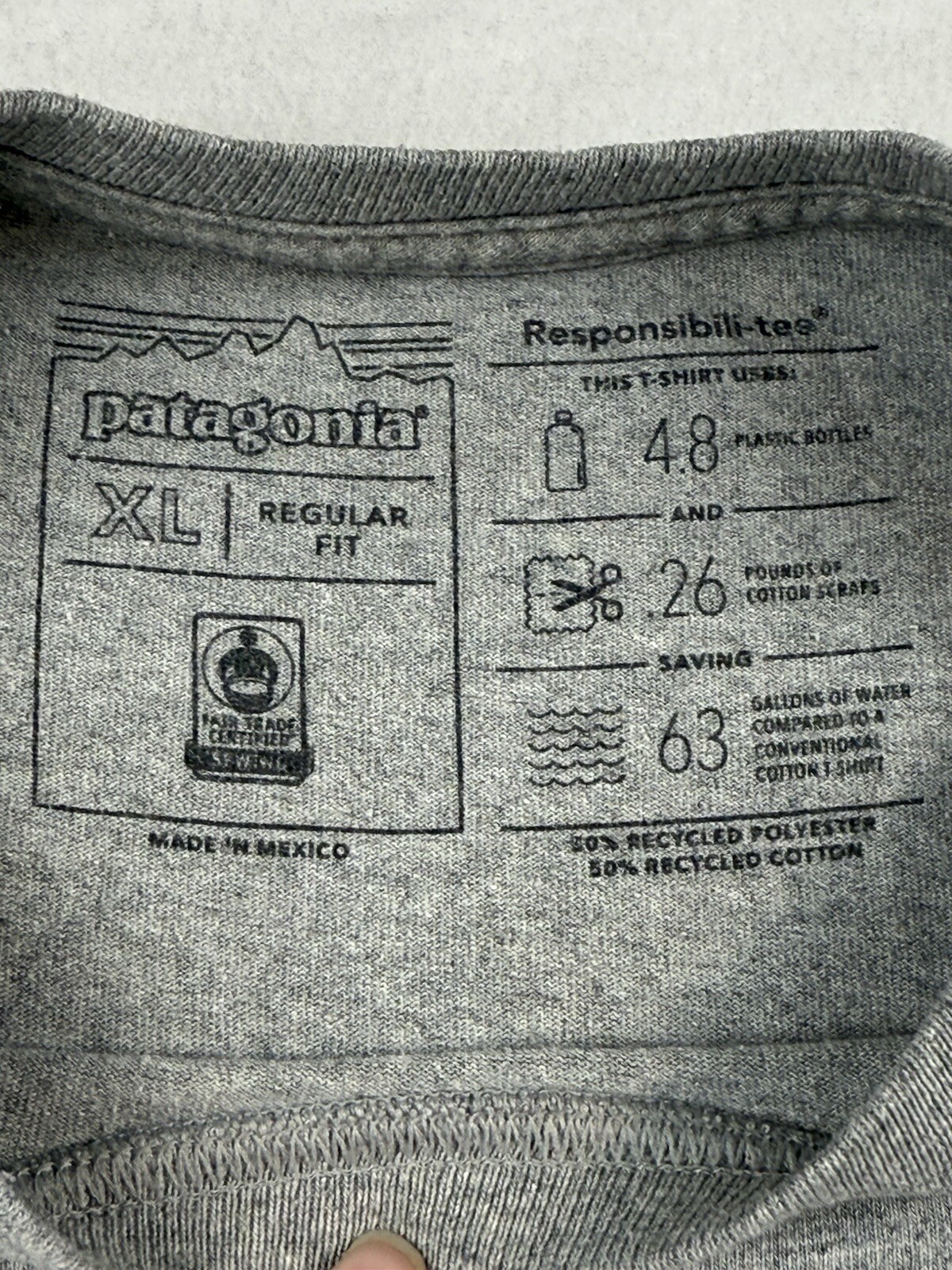 Patagonia T-Shirt Men's XL Gray "Live Simply" Mountains Responsibili-Tee gallery