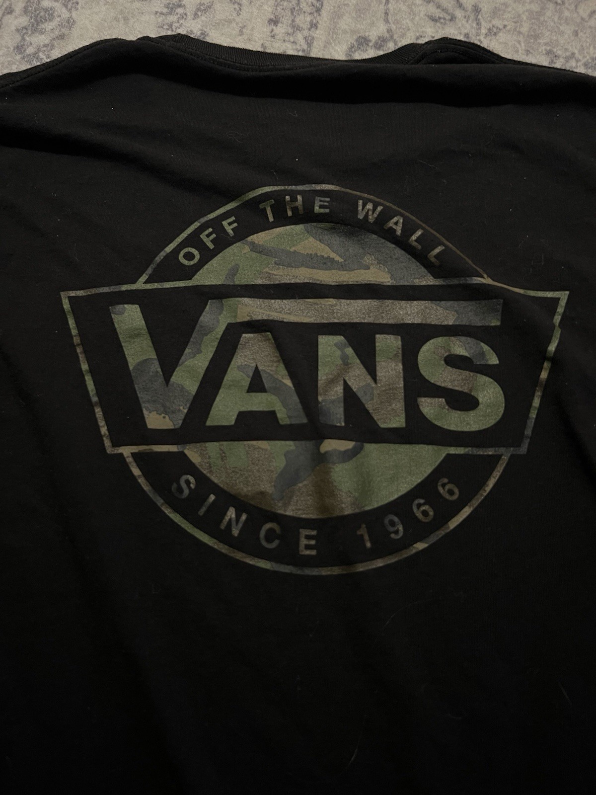 VANS Men's L Black Graphic Print Logo Crew Neck Short Sleeve T-Shirt gallery