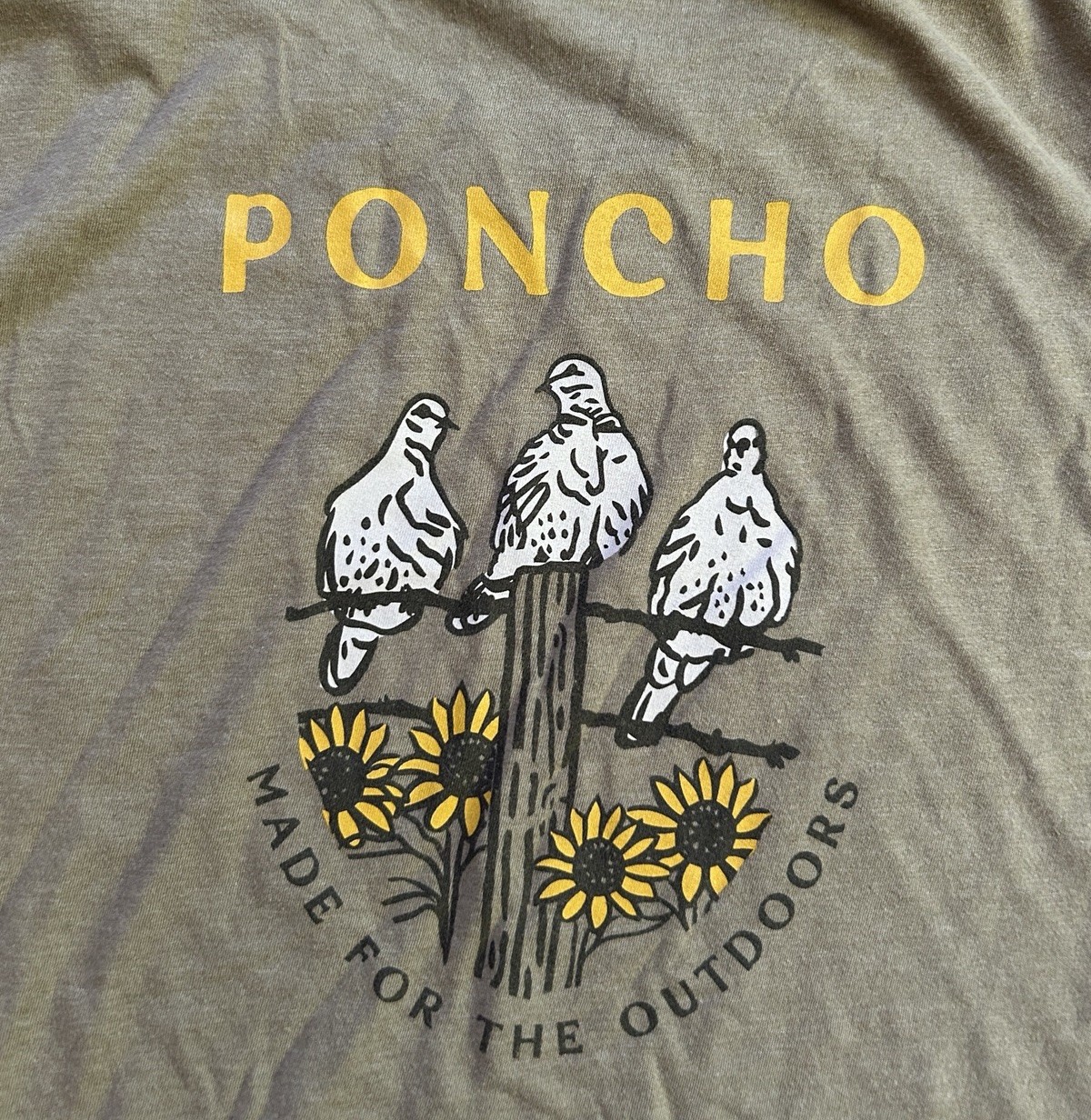 Poncho T Shirt Men’s Large Bird Graphic Tagless Made For The Outdoors Doves