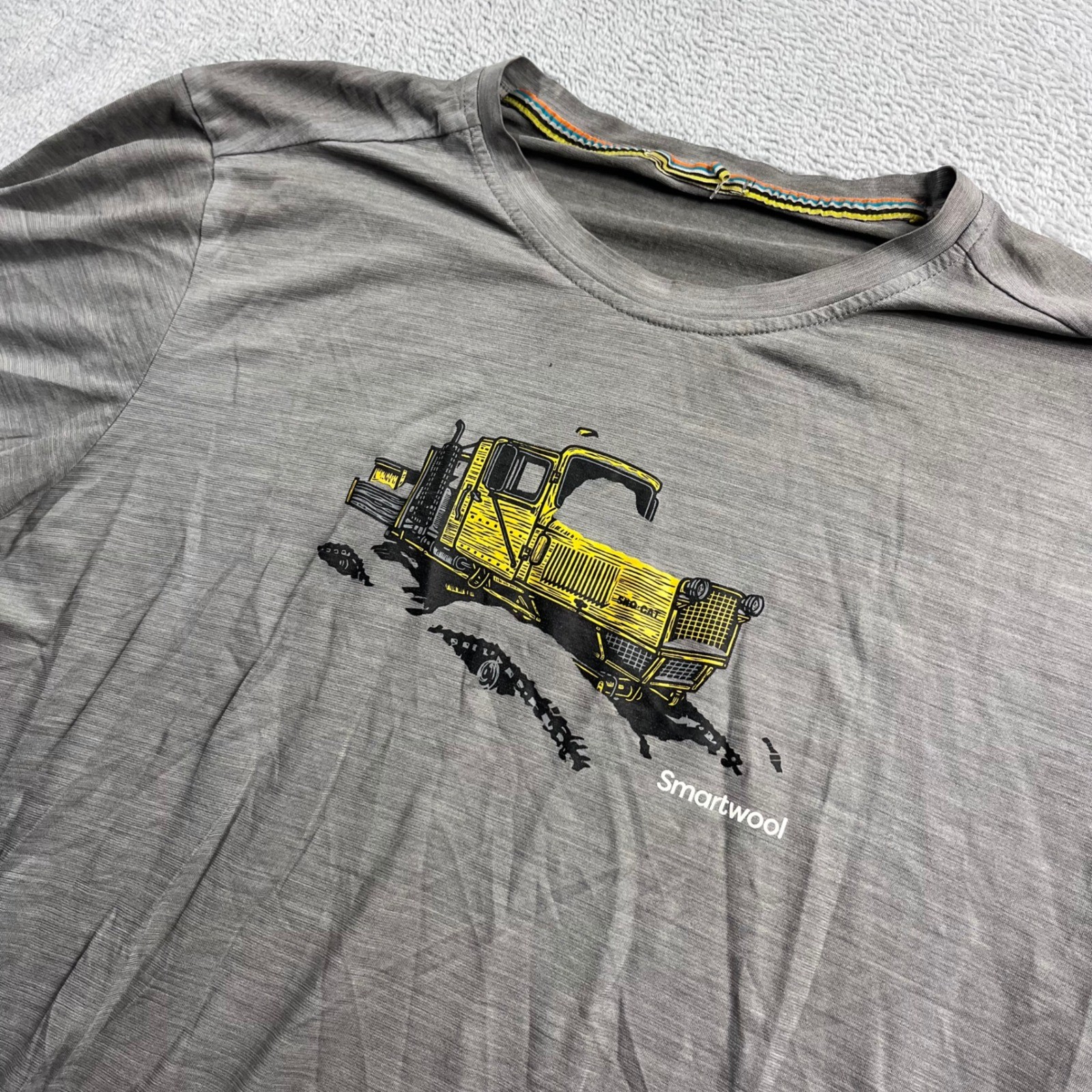 Smartwool Mens Merino Wool Snowcat Graphic T-Shirt Gray Short Sleeve Tee L