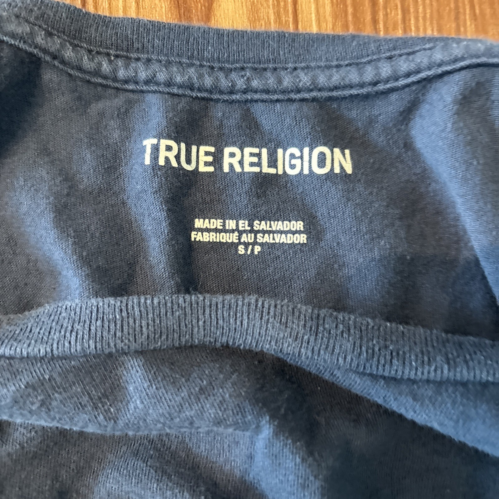 True Religion Men's Short Sleeve T-Shirt Graphic Print, Size Small Blue And Red gallery