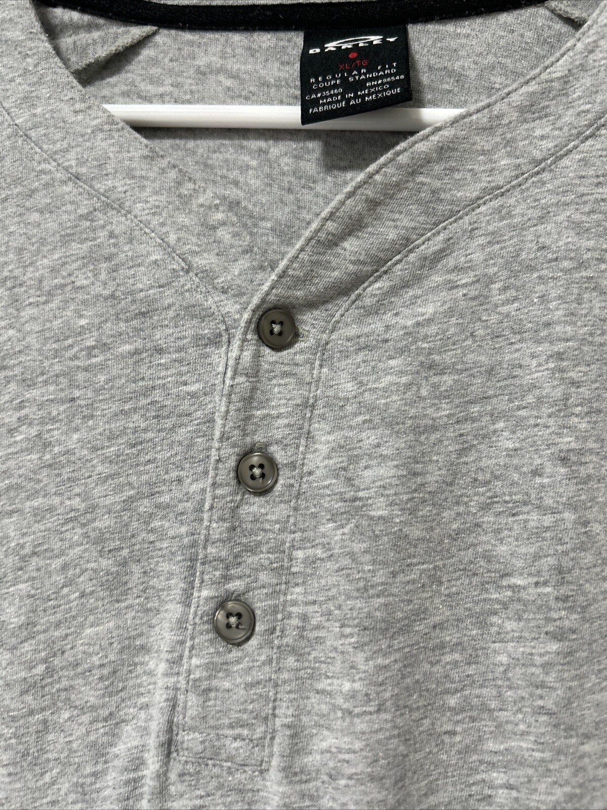 Oakley Henley Top Men Size XL Grey Long Sleeve Pull On gallery