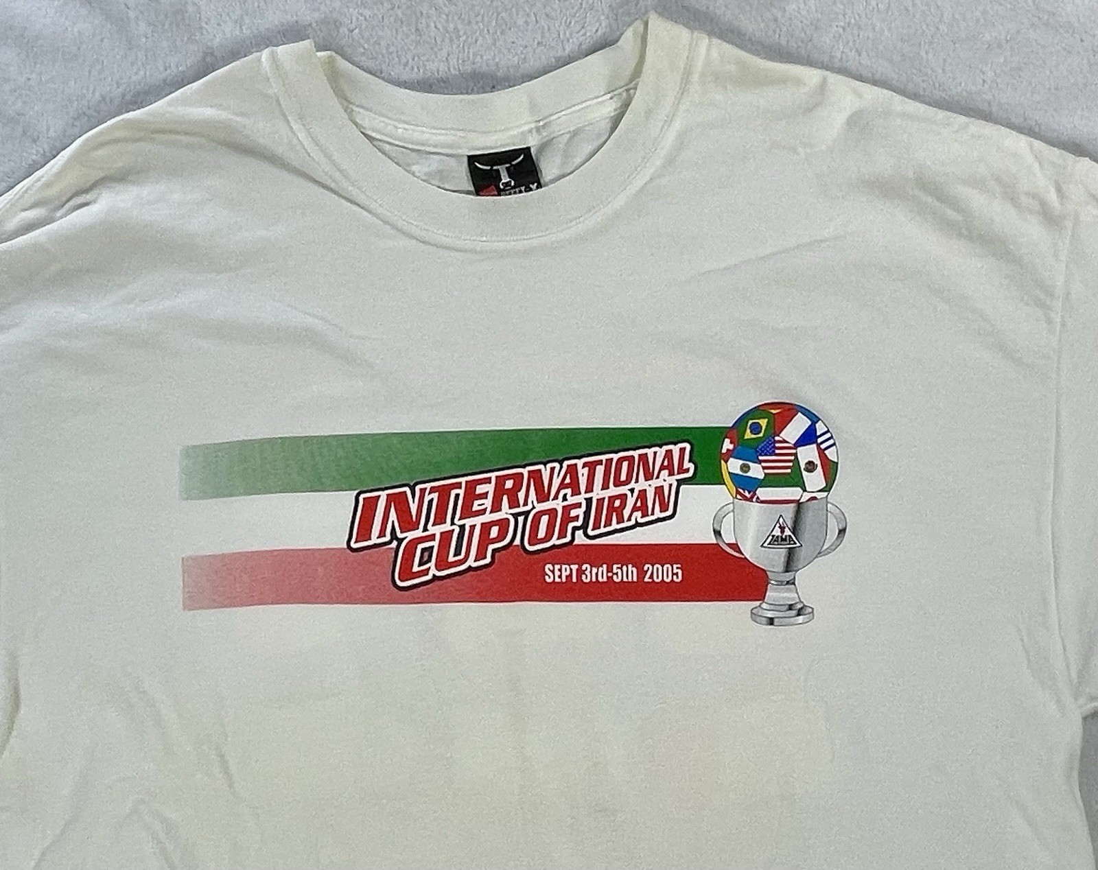 Vintage 2005 XL Tee Shrt Soccer International Cup of Iran gallery