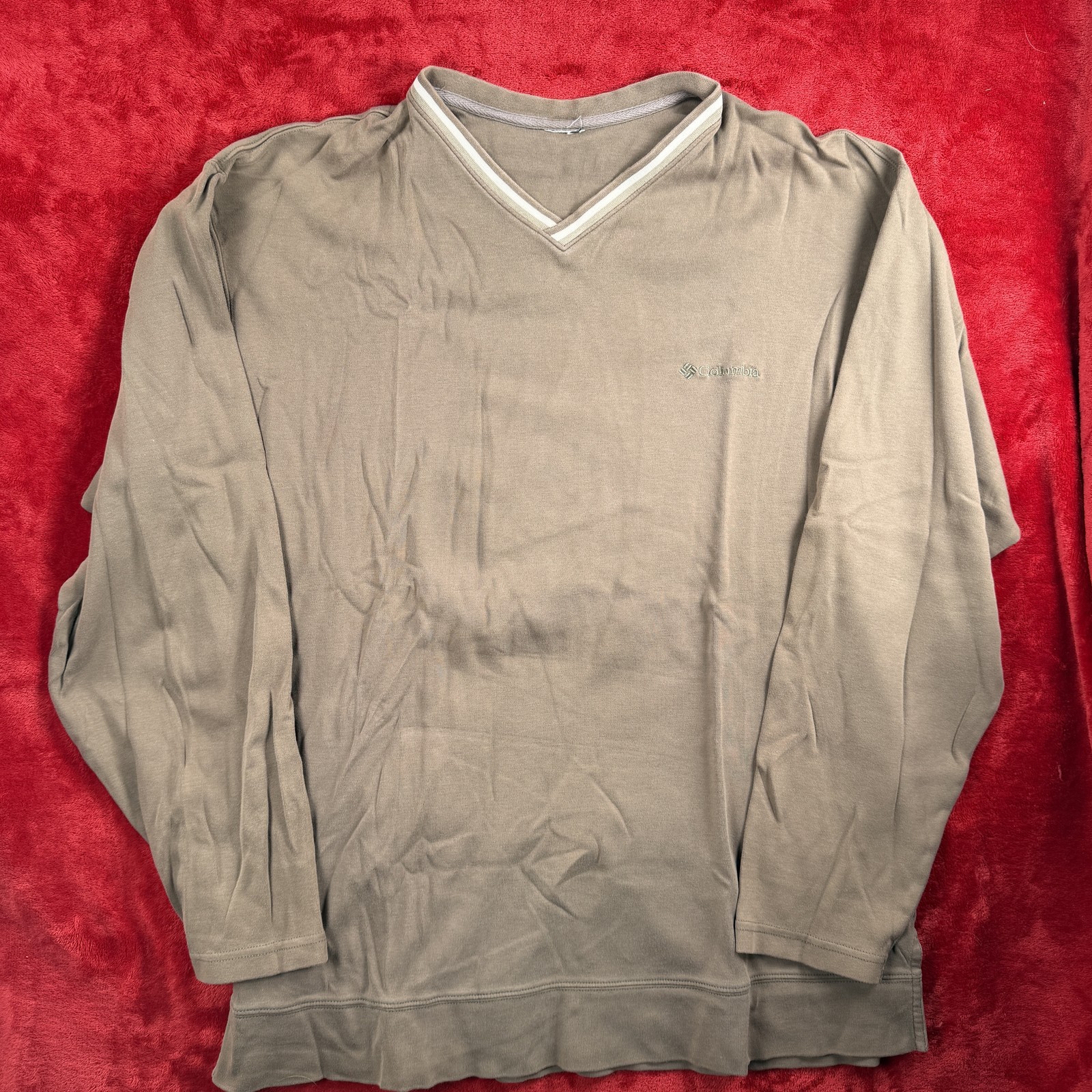 Columbia Men’s V-Neck Long Sleeve T-Shirt Olive Green Striped Collar Size L