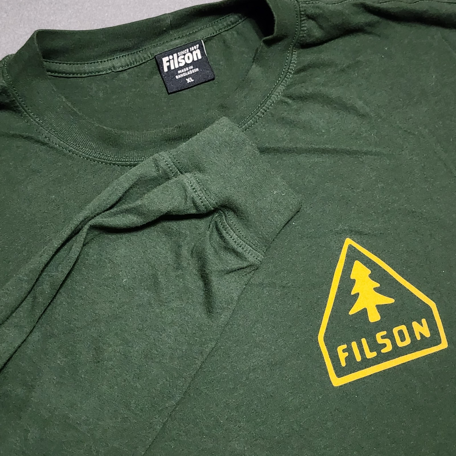 CC Filson T-Shirt Men's XL Green Ranger Graphic Long Sleeve Graphic Tee Crewneck gallery