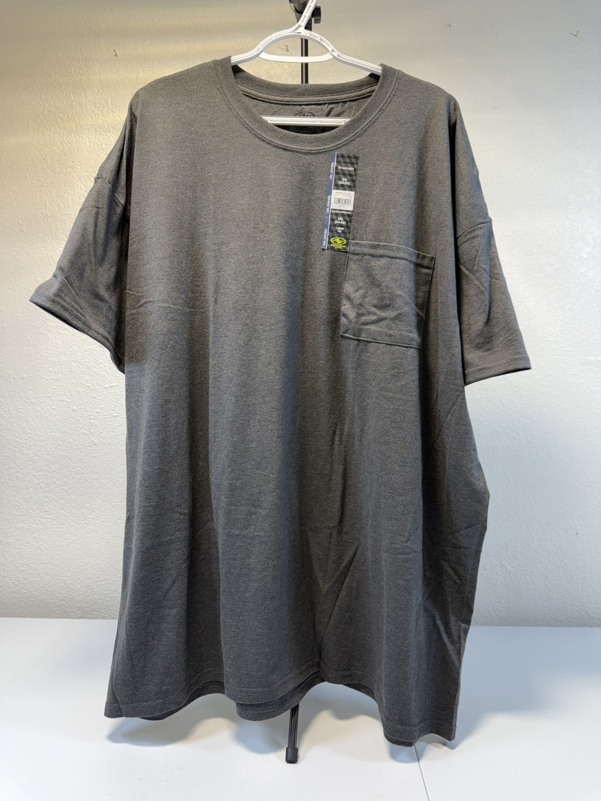 Men's Shirts, (New w/tags), Athletic Works, S/S Crew Neck Pocket Tee 3XL (54-56) gallery