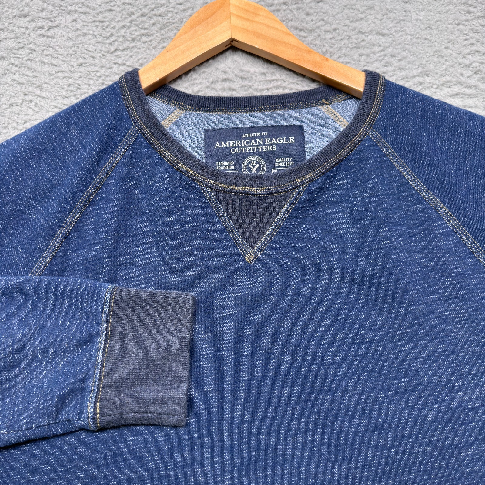 American Eagle Thermal Shirt Mens XL Blue Raglan Sleeve Long Sleeve Preppy gallery