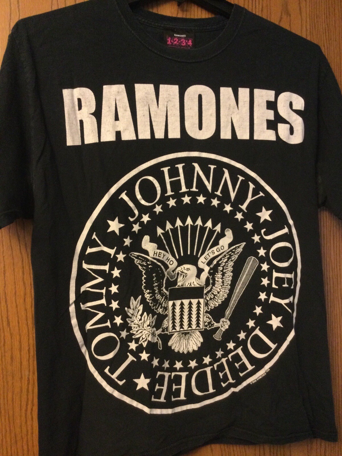 Ramones – 2008 Black Shirt – Ramones 1-2-3-4.