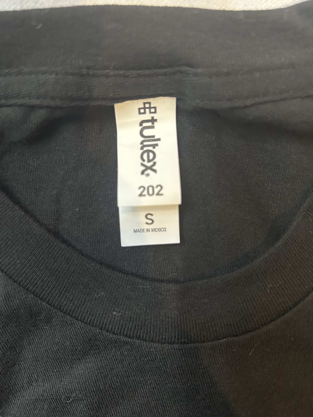Tultex 202 Men's Black Graphic Print Crew Neck Short Sleeve T-Shirt Regular S gallery