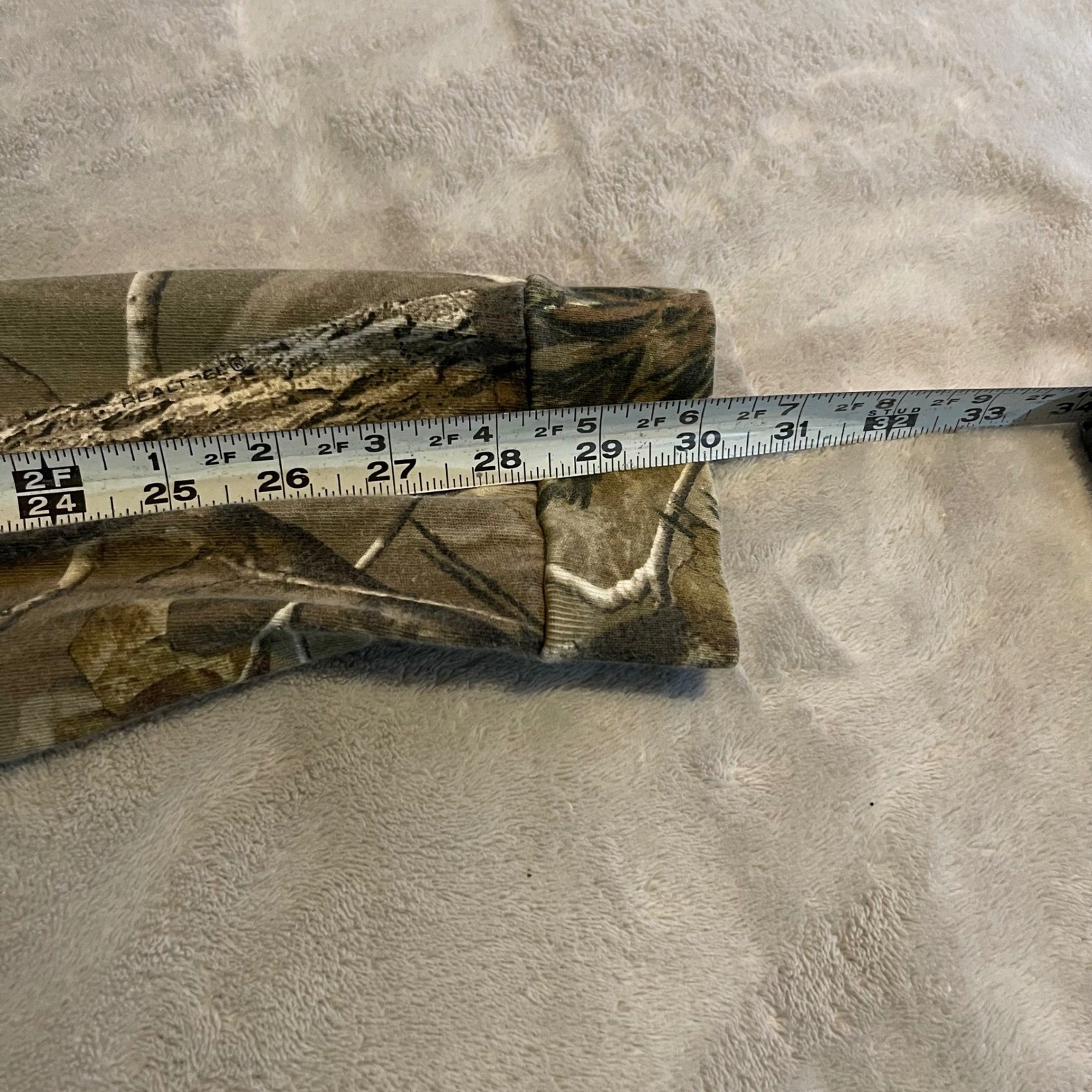 Realtree Mens XL Long Sleeve Pocket T-Shirt Camo Hunting Fishing AP Pattern Y2K gallery