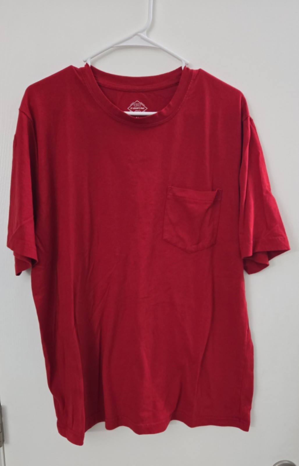 St John's Bay Men's XL Red Solid Knit Pocket T-Shirt Crew Neck Short Sleeve gallery