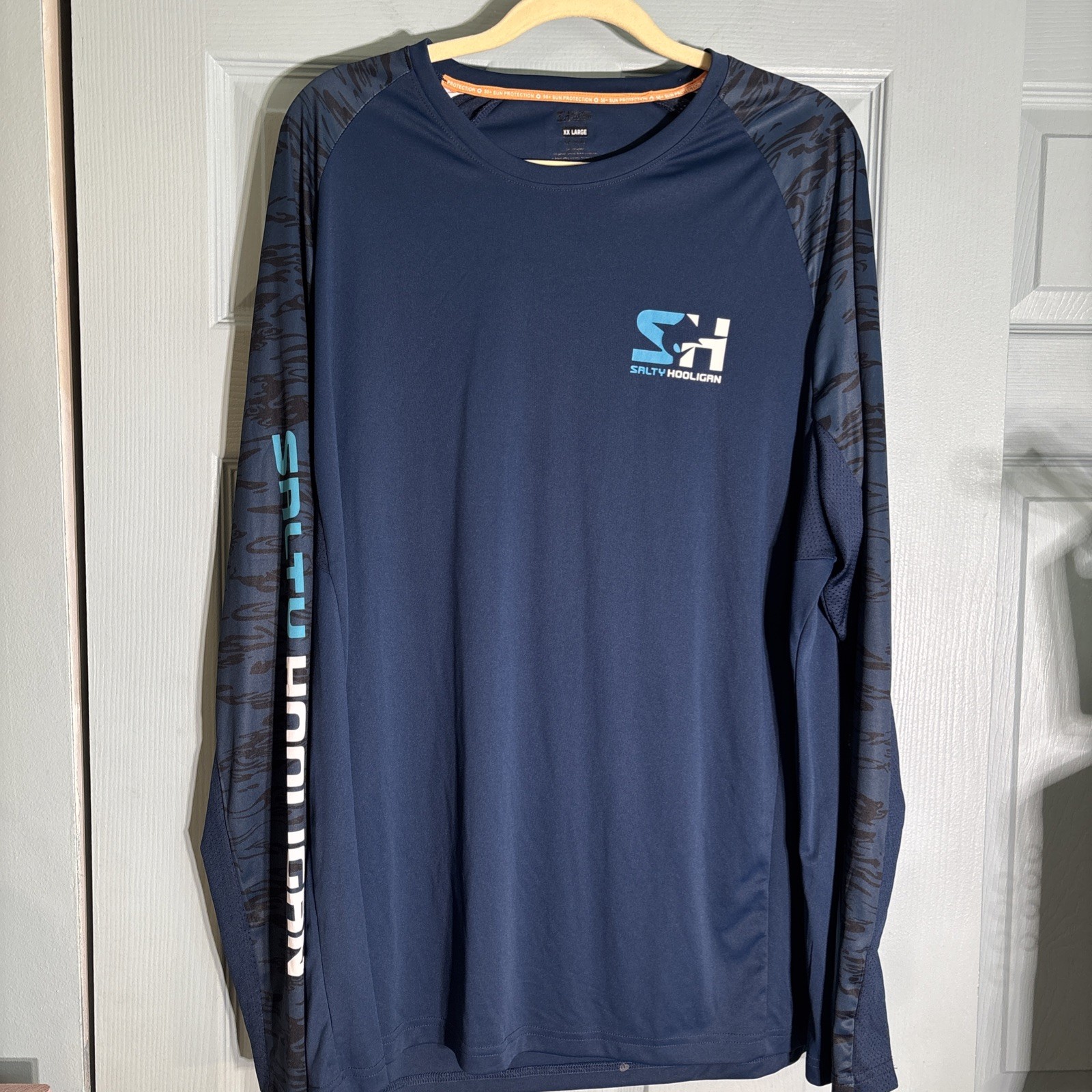 Salty Hooligan Offshore Pursuit Crew Long Sleeve Microfiber Shirt Sz 2XL gallery