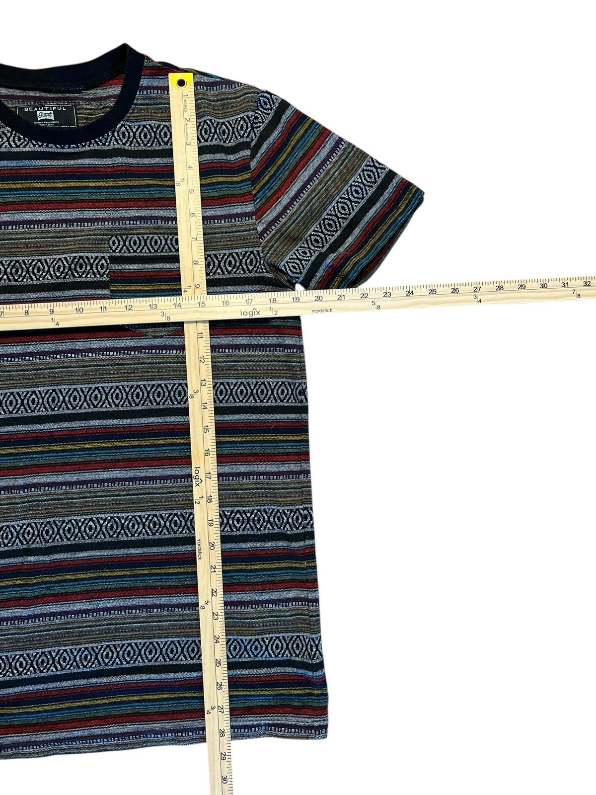 Beautiful Giant Aztec Vertical striped shirt men’s size Medium gallery