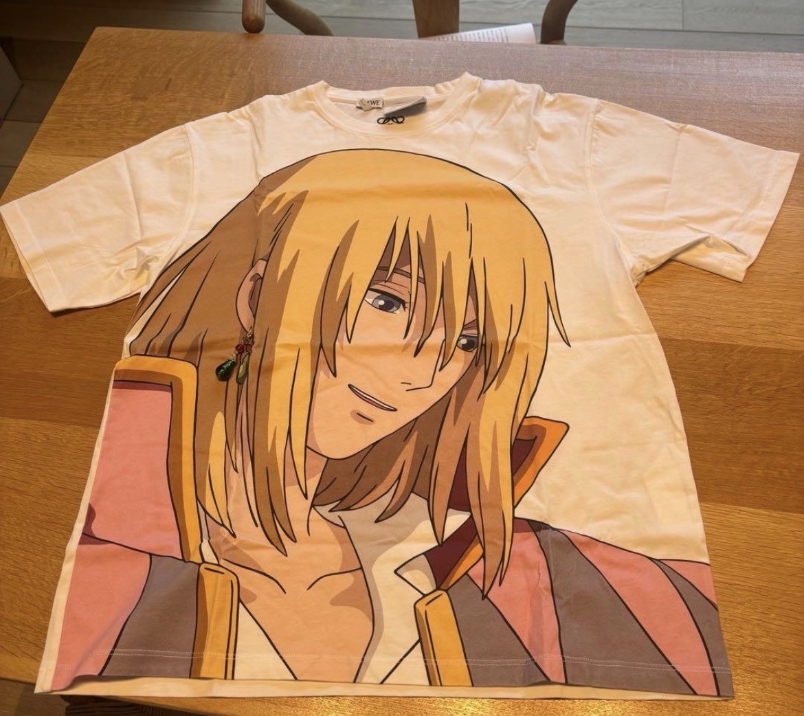 Loewe Howls Moving Castle Ghibli T-Shirt White Bleach with Earring Used Japan gallery