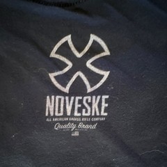 NOVESKE men’s l Tshirt Size L