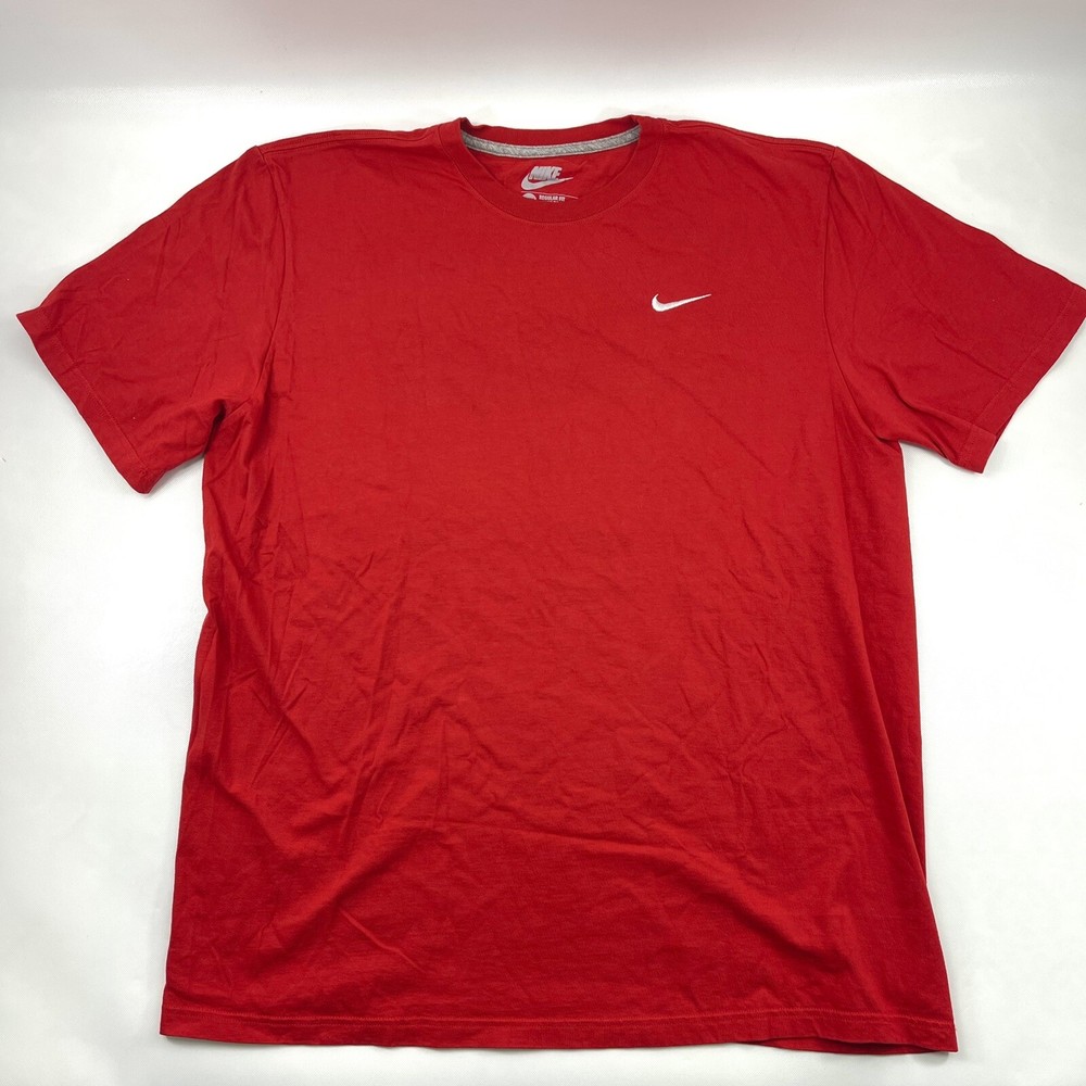Nike Classic Apple Red Sport Solid Regular Fit T-Shirt Men’s Size 2XL