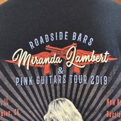 2019 Miranda Lambert Pink Guitars Your Navy Blue Country Music Shirt Size XL