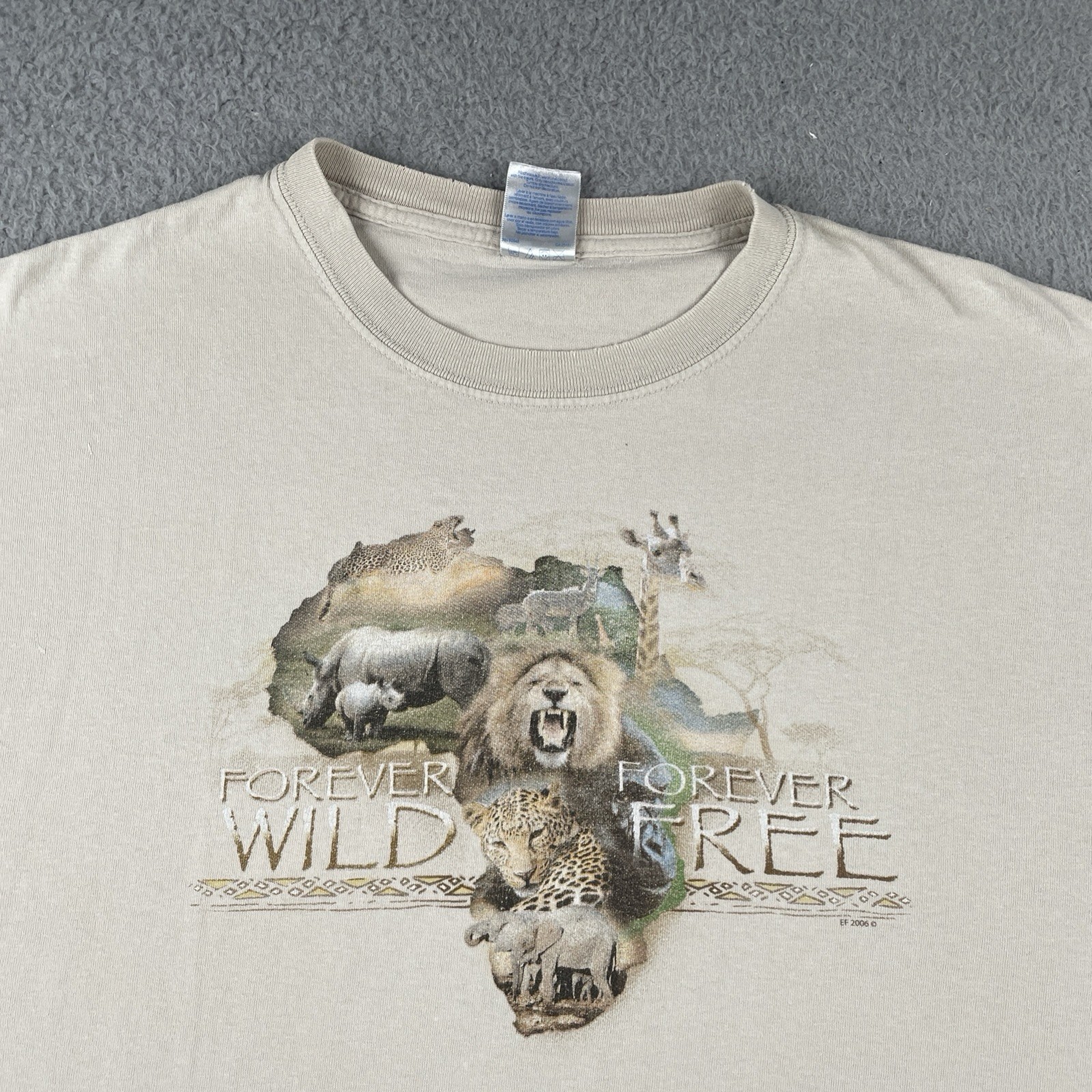 Vtg Forever Wild Forever Free African Safari Shirt Lion Elephant Rhino XL 2006 gallery