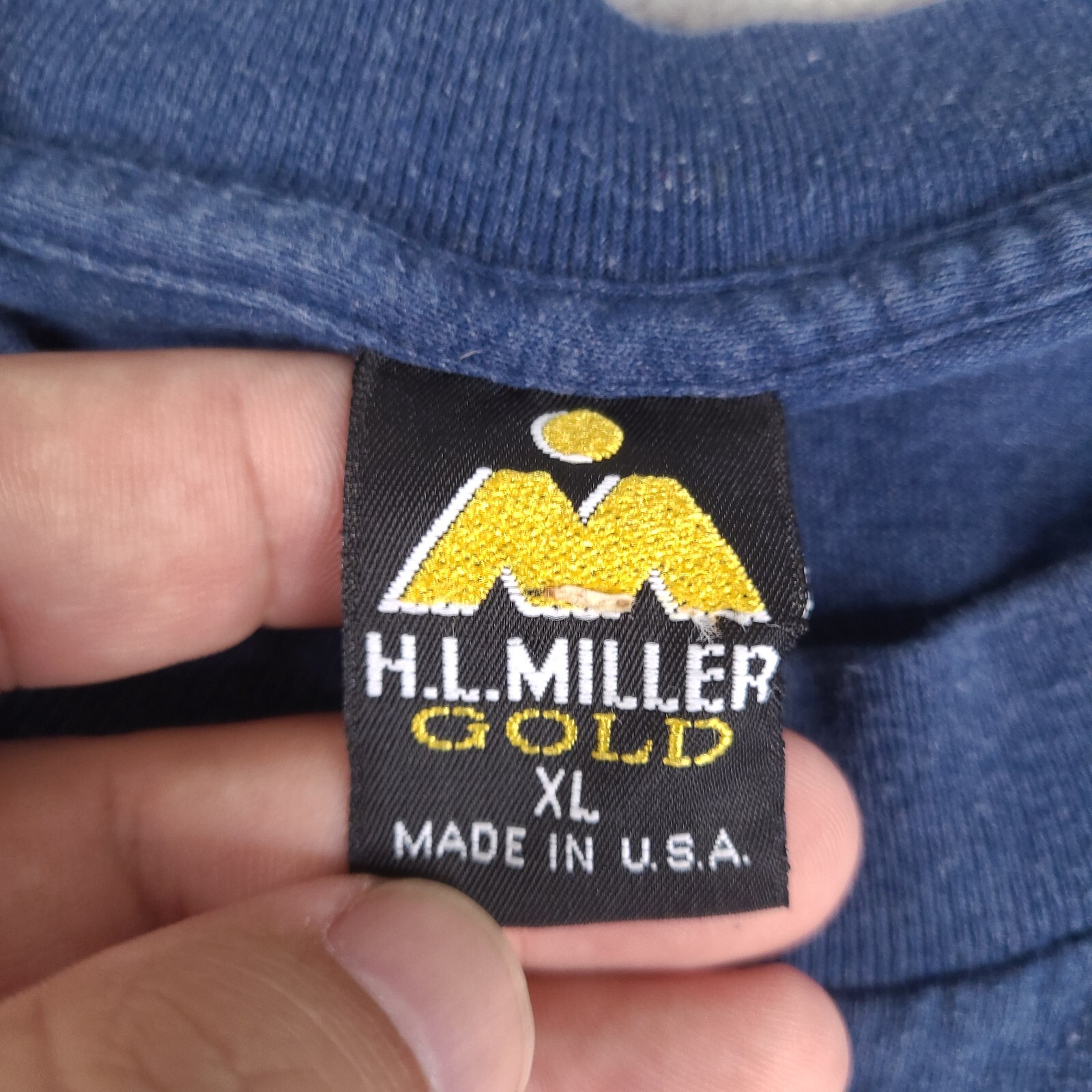 Vintage HL Miller Gold Shirt Mens XL Sedona Arizona Embroidered Single Stitch gallery