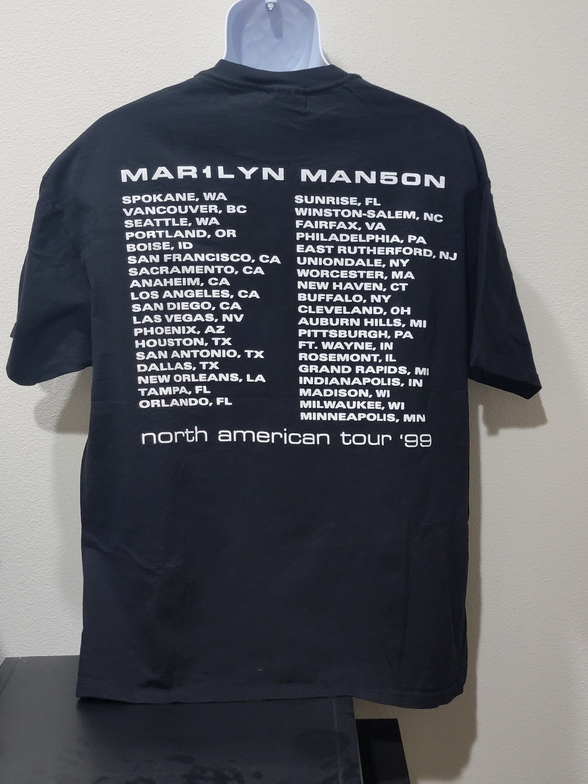 Marilyn Manson 1999 Rock Is Dead Tour Shirt - XL gallery