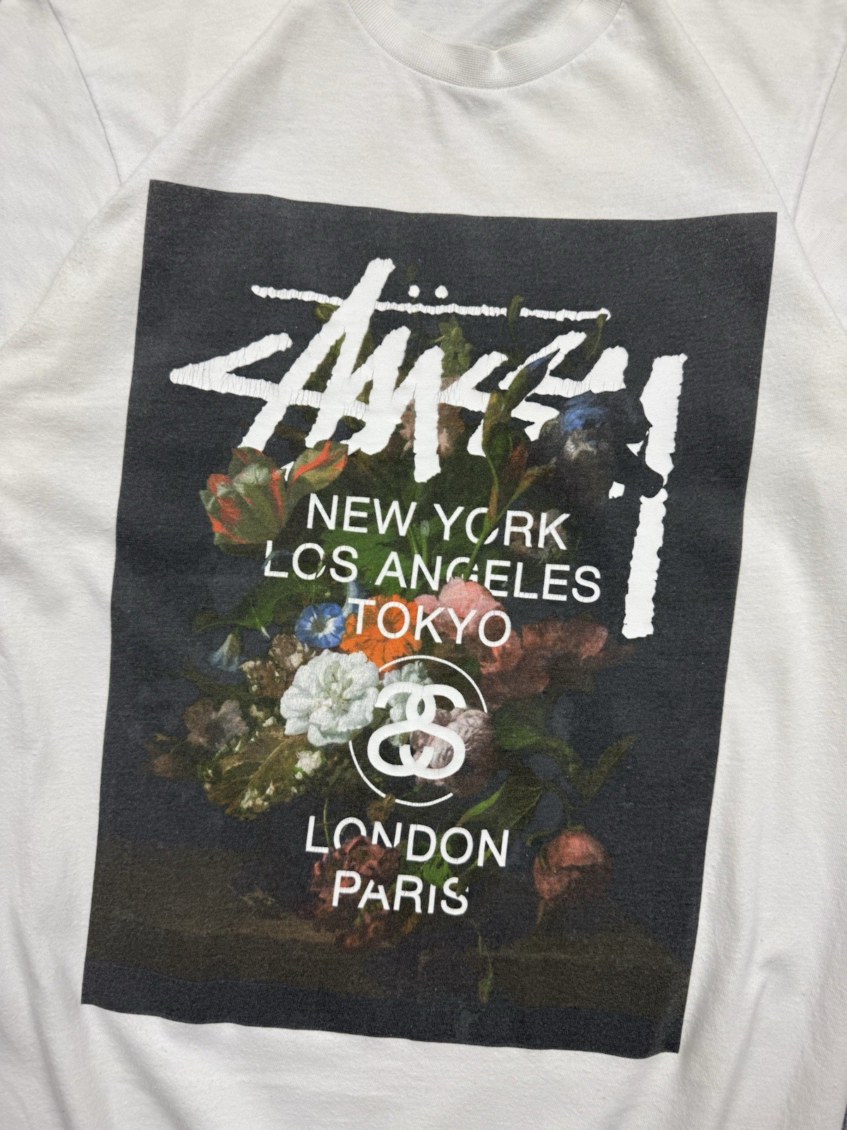 Stussy World Tour T-Shirt Big Logo Flowers Tee Y2K Rare Streetwear Men S Vintage gallery