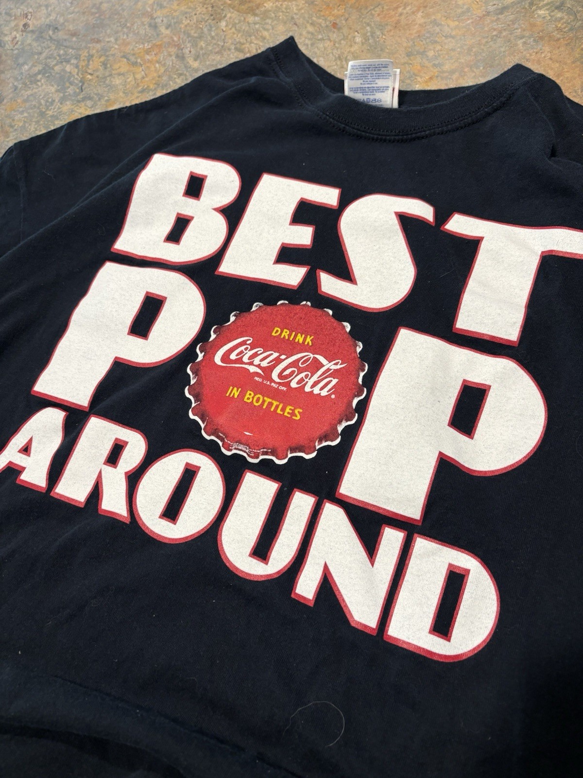Vintage Y2K Coca-Cola Coke Graphic Print “Best Pop Around” Tee Men’s Size 2XL gallery
