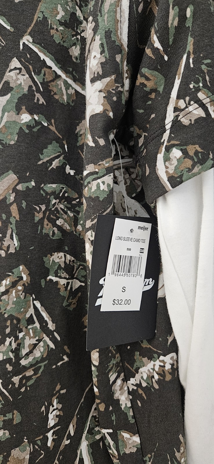 Brooklyn Cloth long sleeve camouflage shirt features a layered design Camo Sz SM gallery