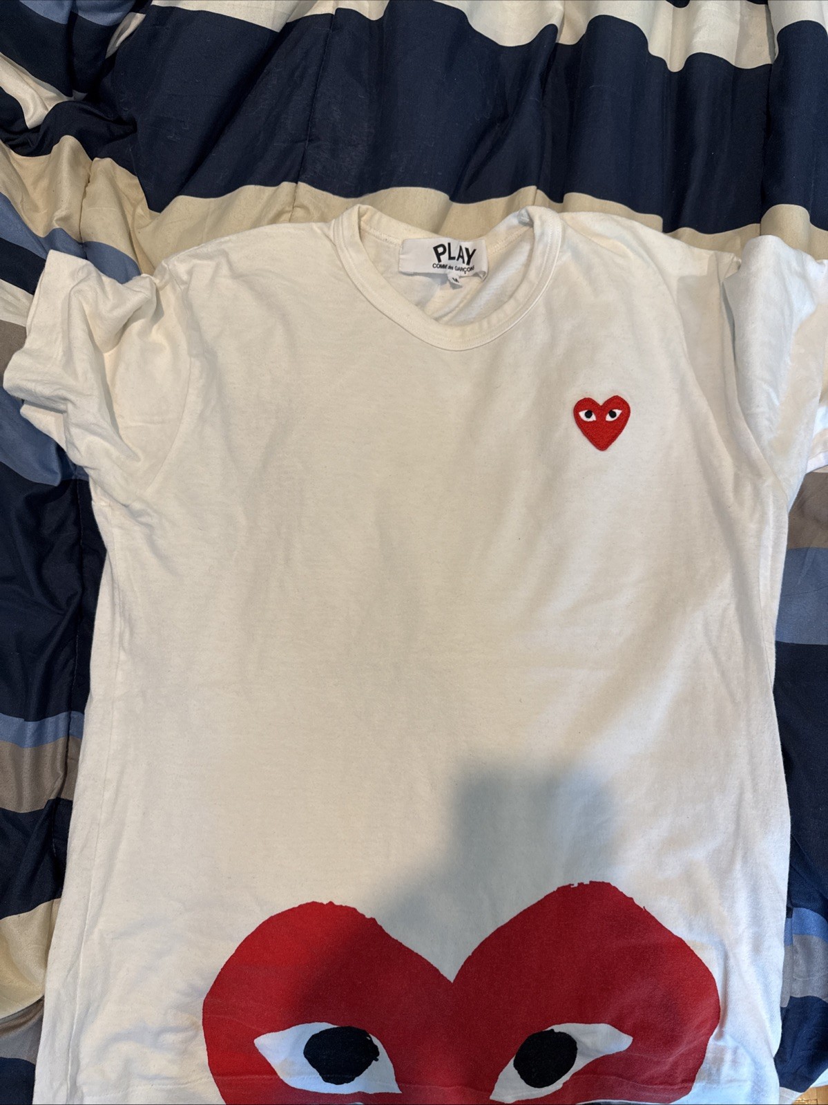 Comme des Garcons PLAY Heart Graphic Tee White Red T-Shirt Size M gallery