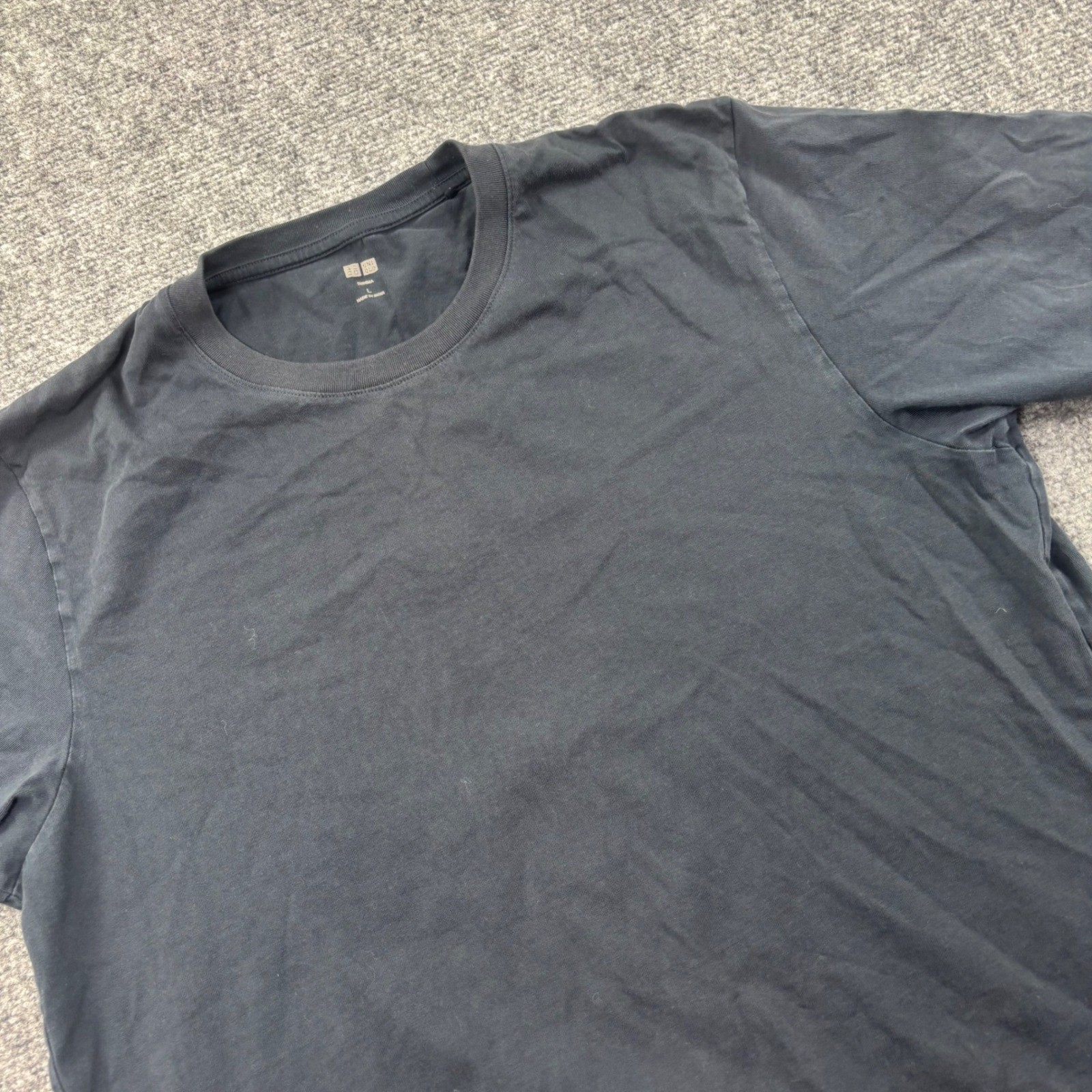 Uniqlo Supima Cotton T-Shirt Large Dark Gray Crew Neck Short Sleeve Mens gallery