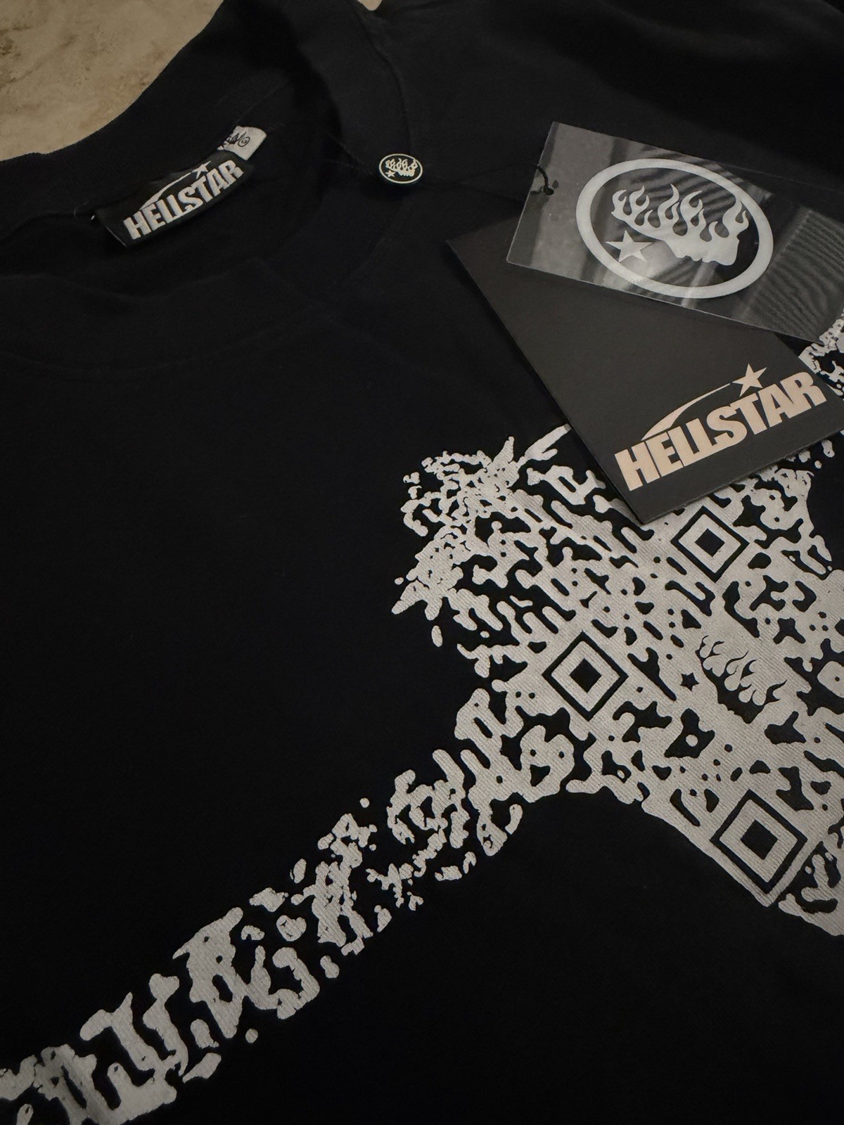 Hellstar Men's Black Graphic Print Cotton Jersey Short Sleeve T-Shirt Size S gallery