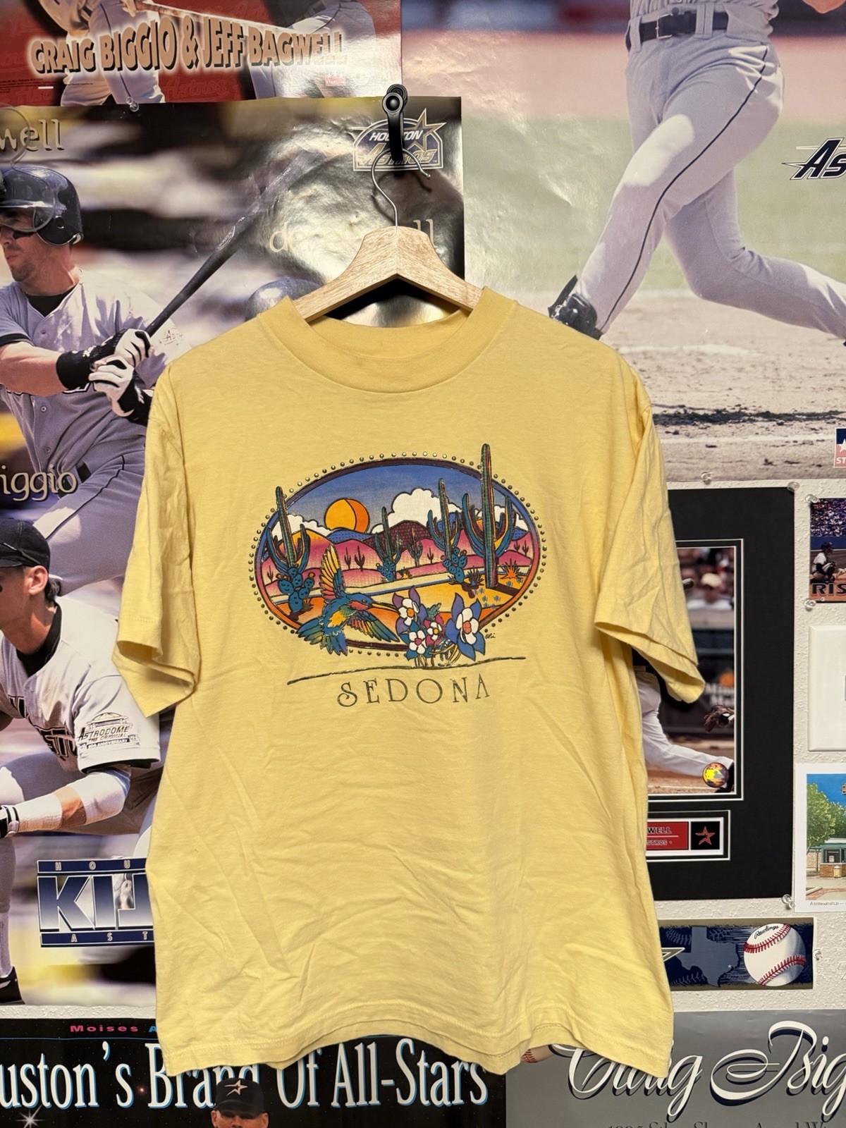 Vtg 90s Sedona Arizona Shirt L Yellow Destination Graphic Single Stitch (0437)