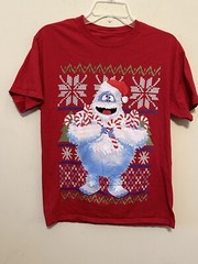 Rudolph Abominable Snow Monster Men’s Size M Red Short Sleeve Pullover Shirt