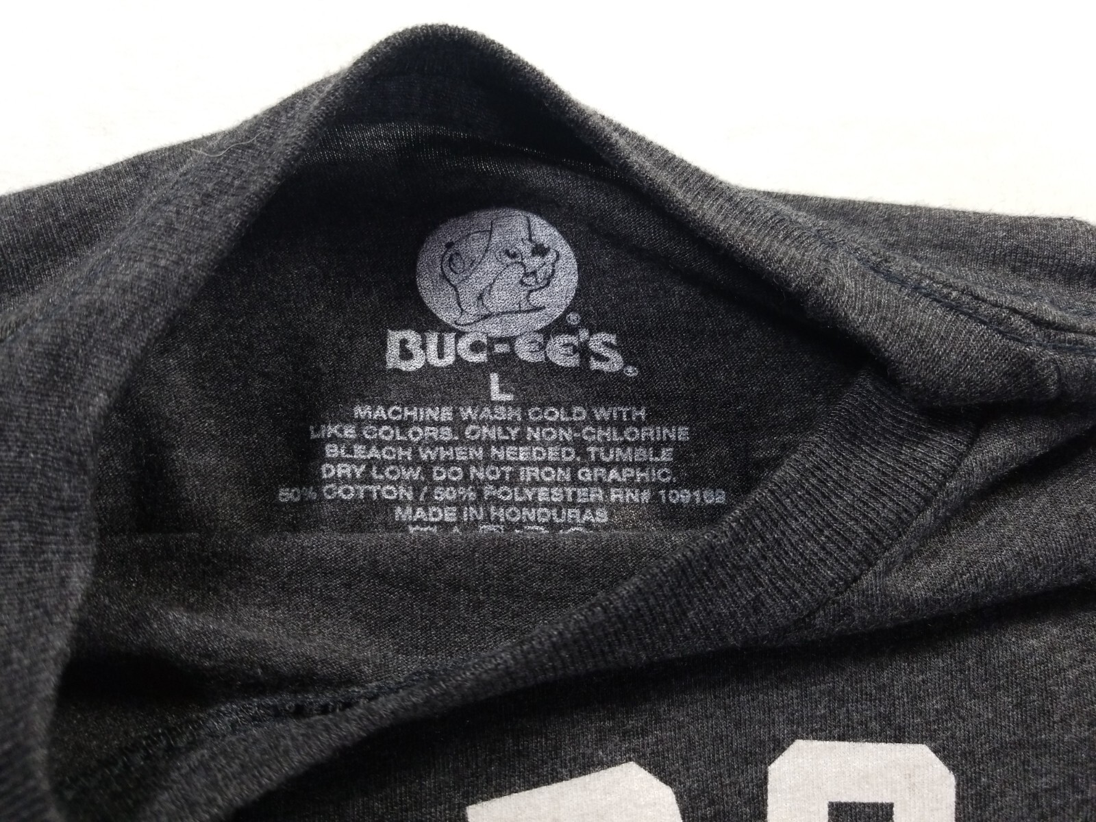 Buc-ee’s Seniors 2022 Beaver Nuggets T-Shirt Men's Size Large Gray gallery