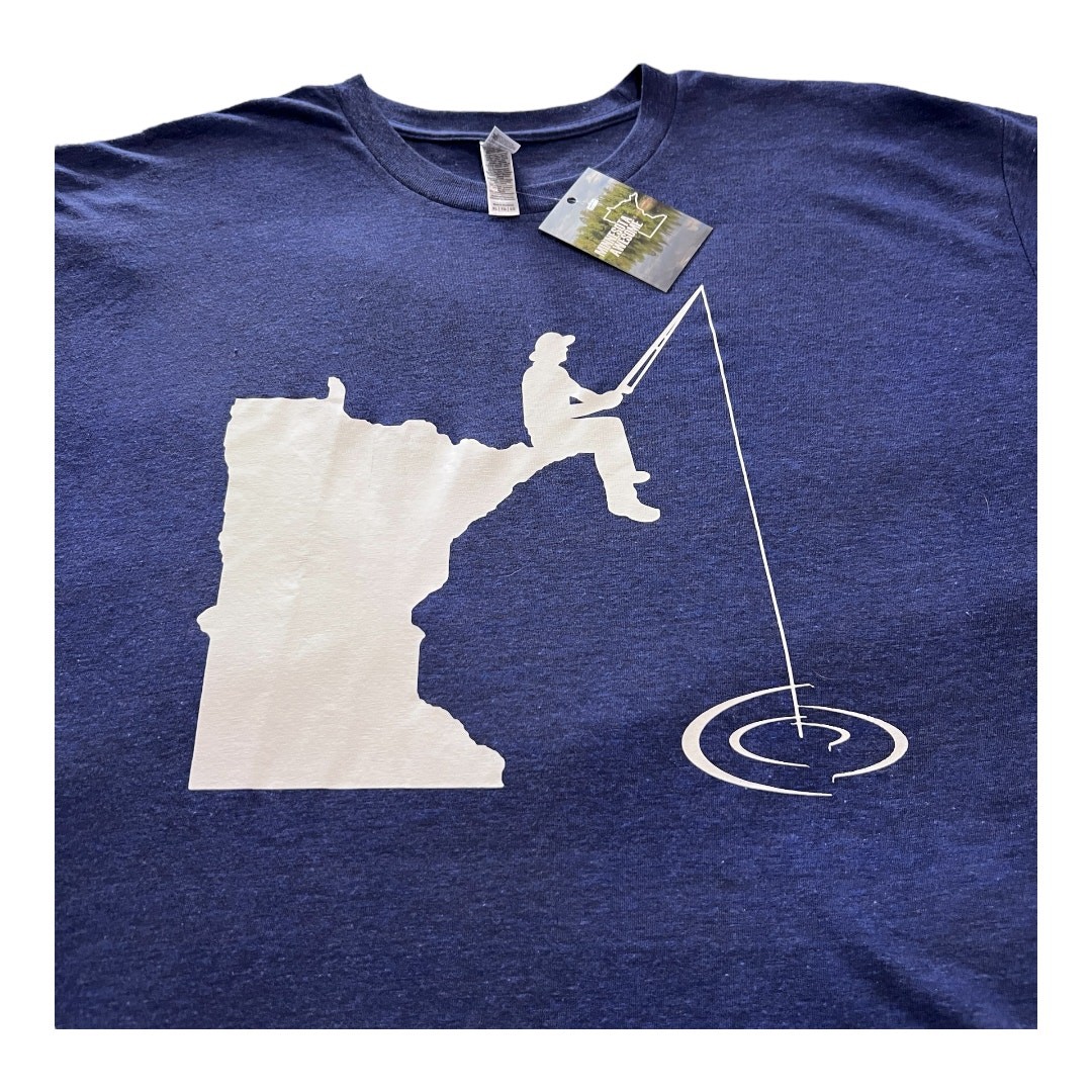 MN Apparel Blue Fishing/Fisherman T-Shirt Men's XL Casual Outdoor Comfort Gift gallery