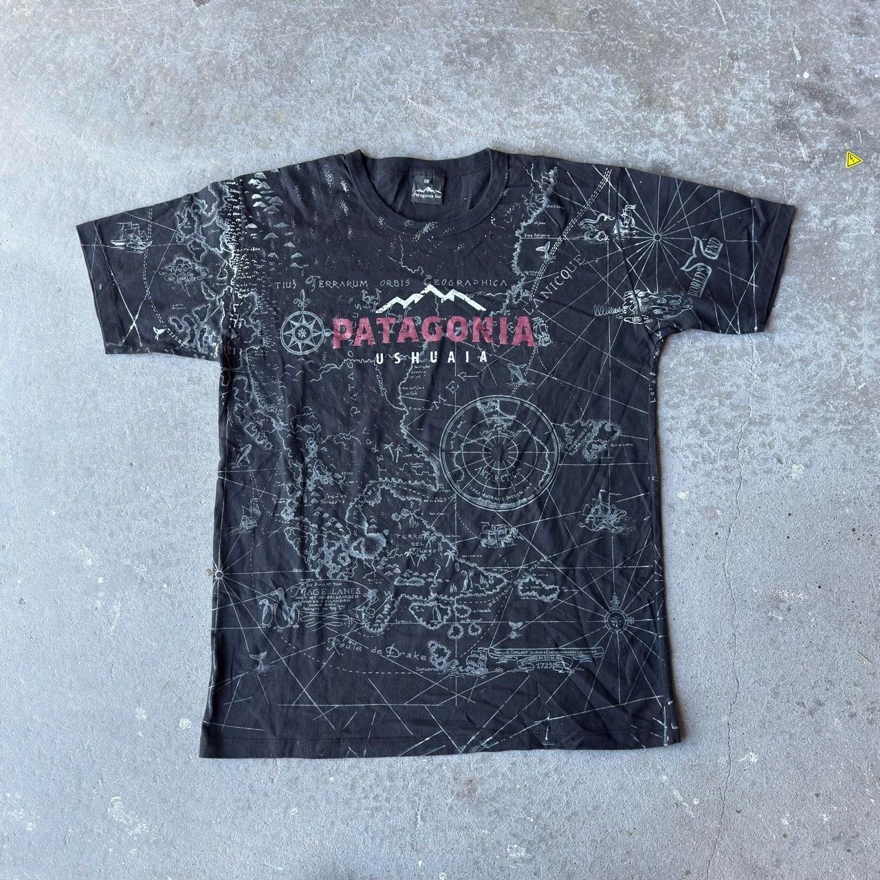 2000s Patagonia Map T-Shirt (XXL) gallery