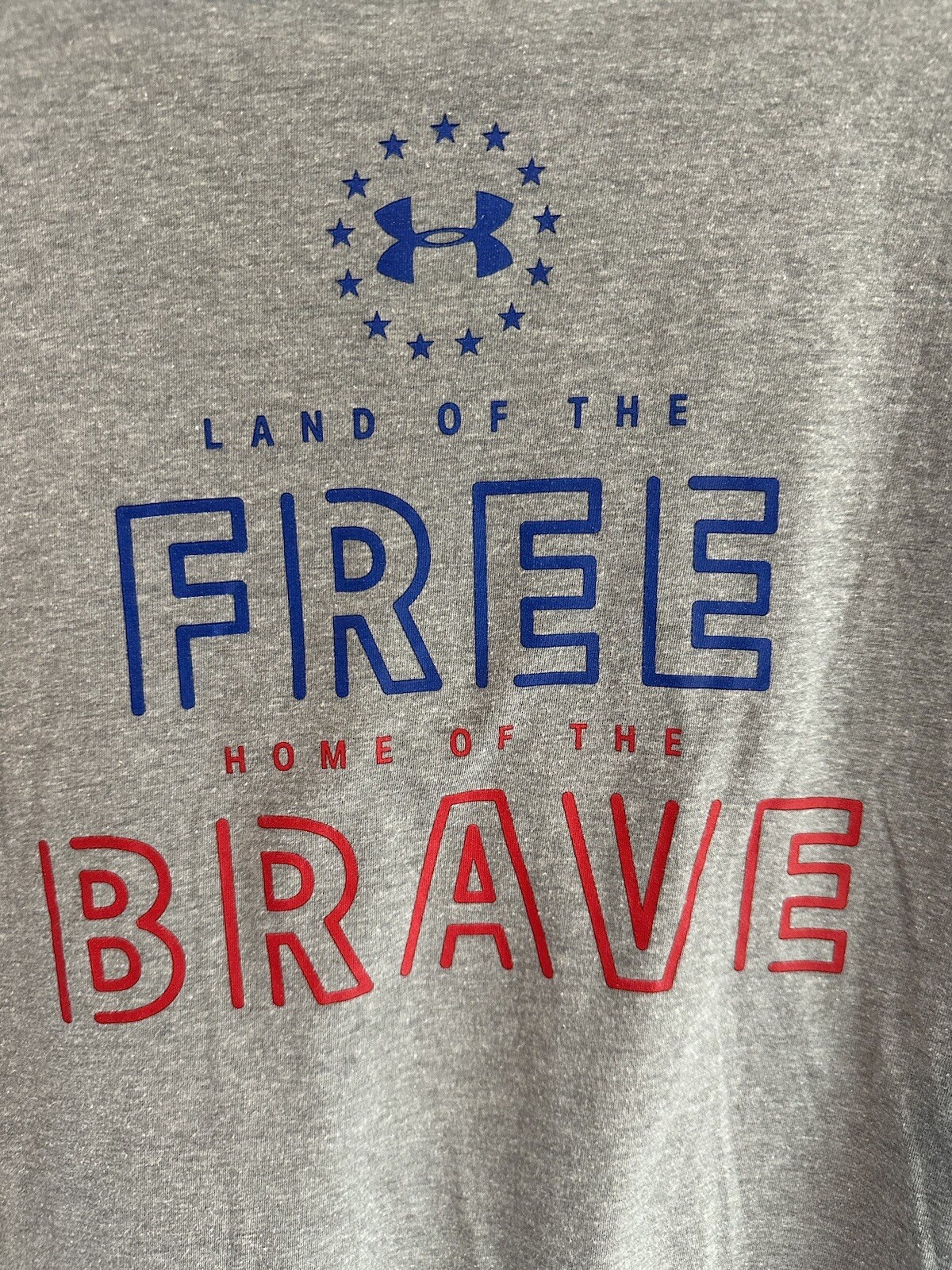 Under Armour Land Of The Free Home Of The Brave T-Shirt Size MD/M/M