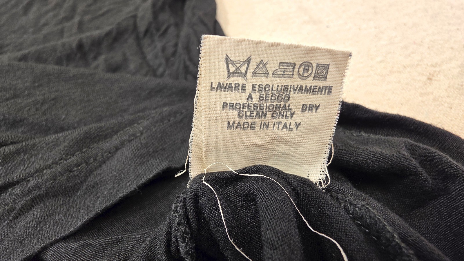 Used Giorgio Danieli Shirt Mens Large/XL Stretchable 100% Viscose Made In Italy gallery
