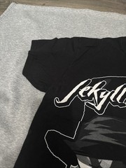 Jekyll and Hyde five finger Death Punch size medium T-shirt